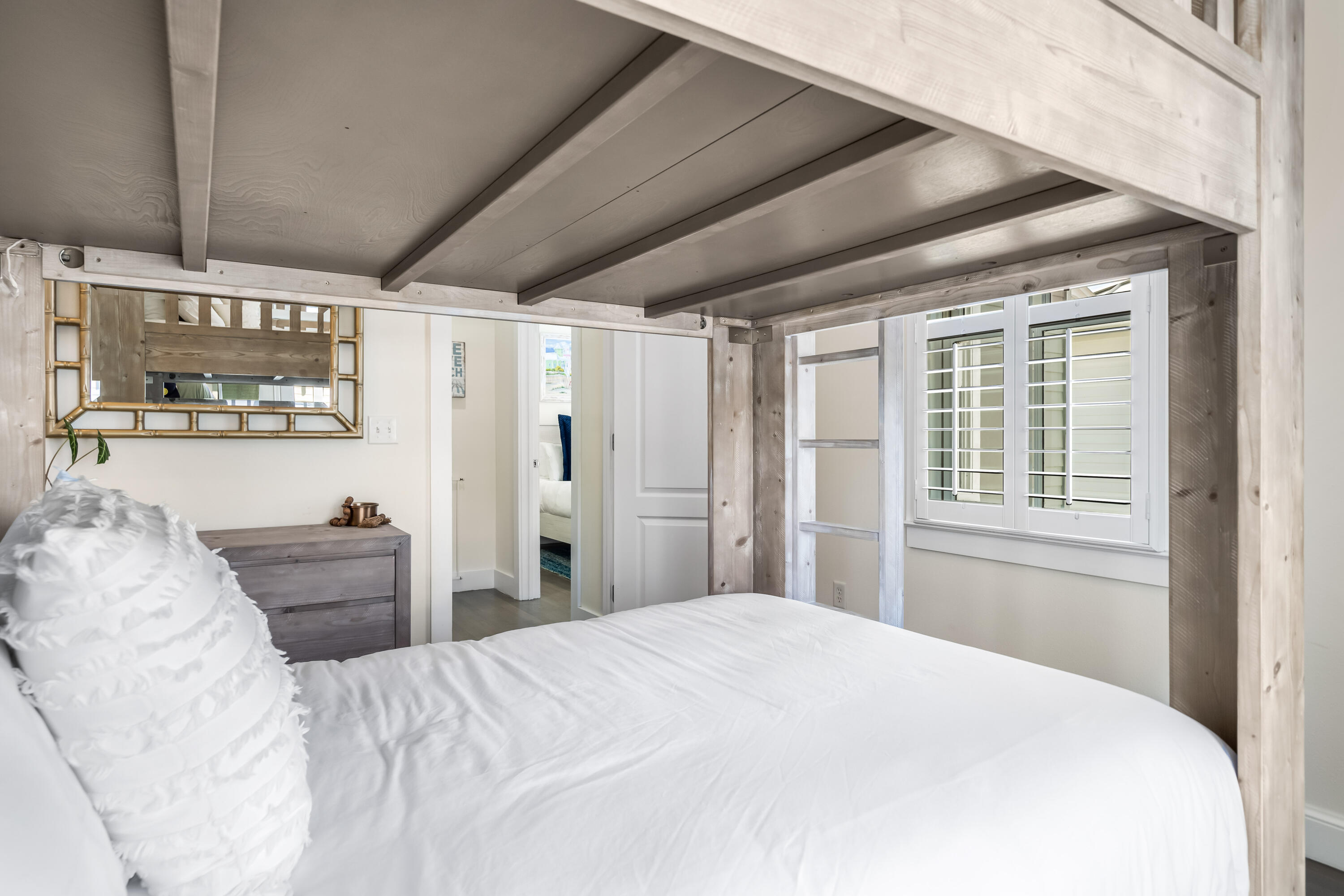 SUNSET BEACH - Residential