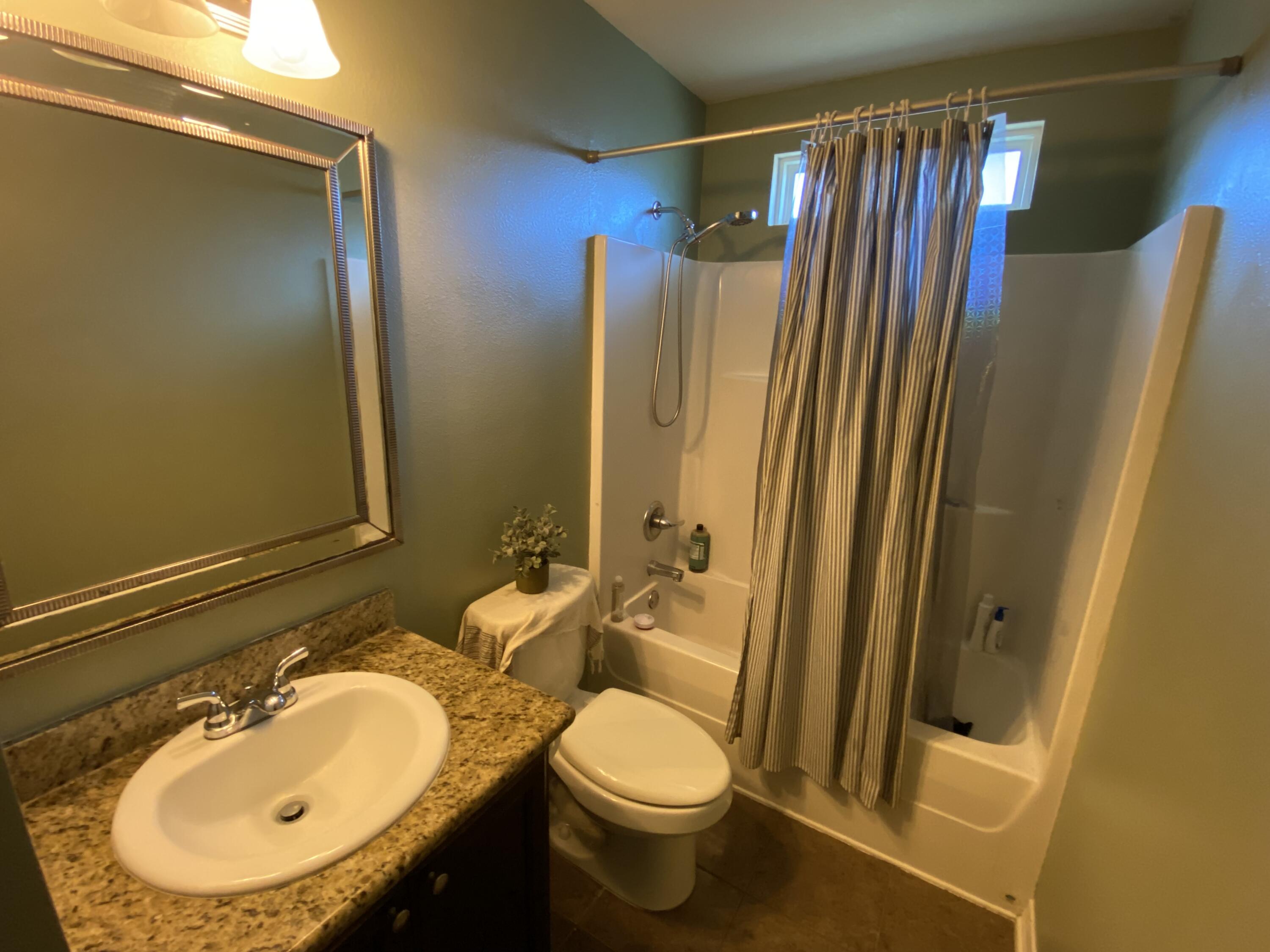NAVARRE S/D 2ND ADDN - Residential Lease