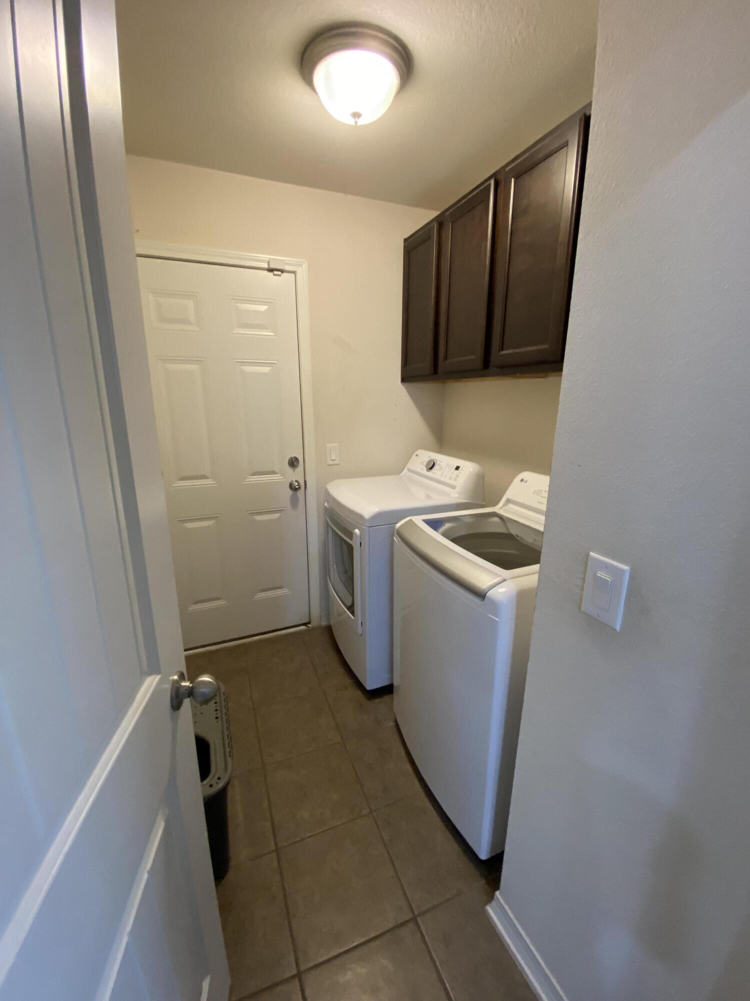 NAVARRE S/D 2ND ADDN - Residential Lease