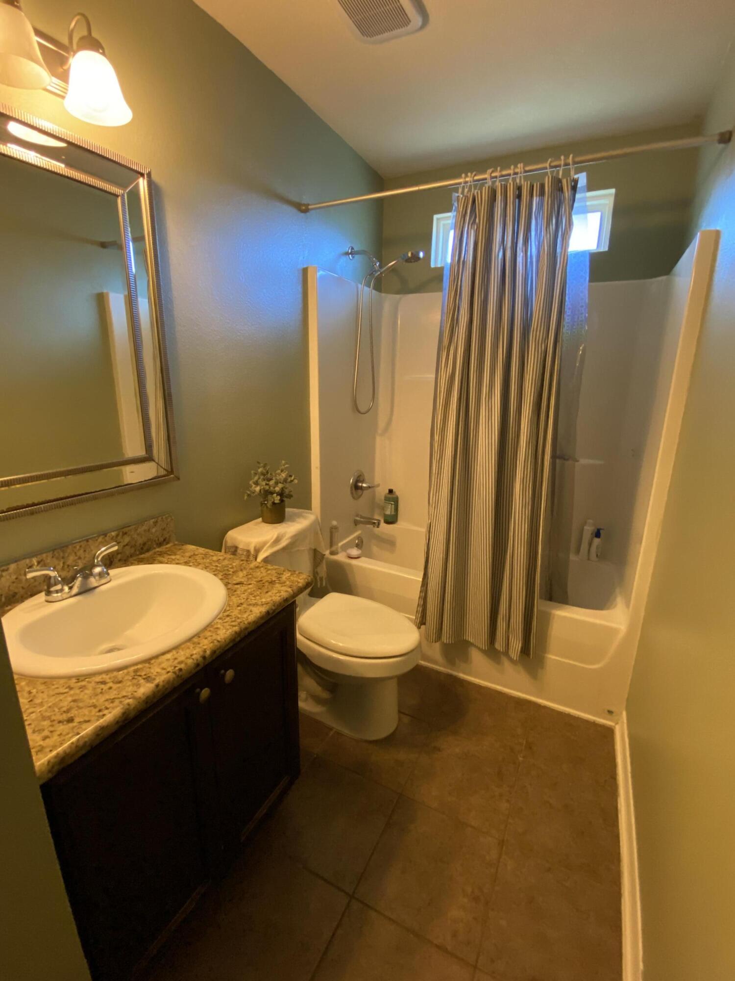 NAVARRE S/D 2ND ADDN - Residential Lease