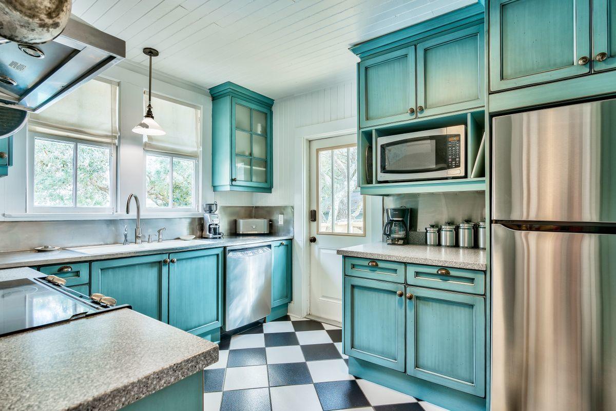 GRAYTON BEACH - Residential