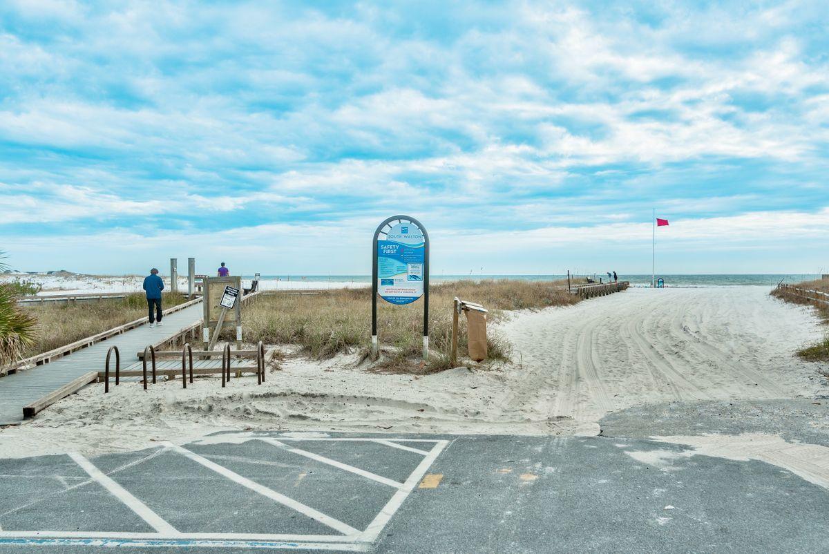 GRAYTON BEACH - Residential