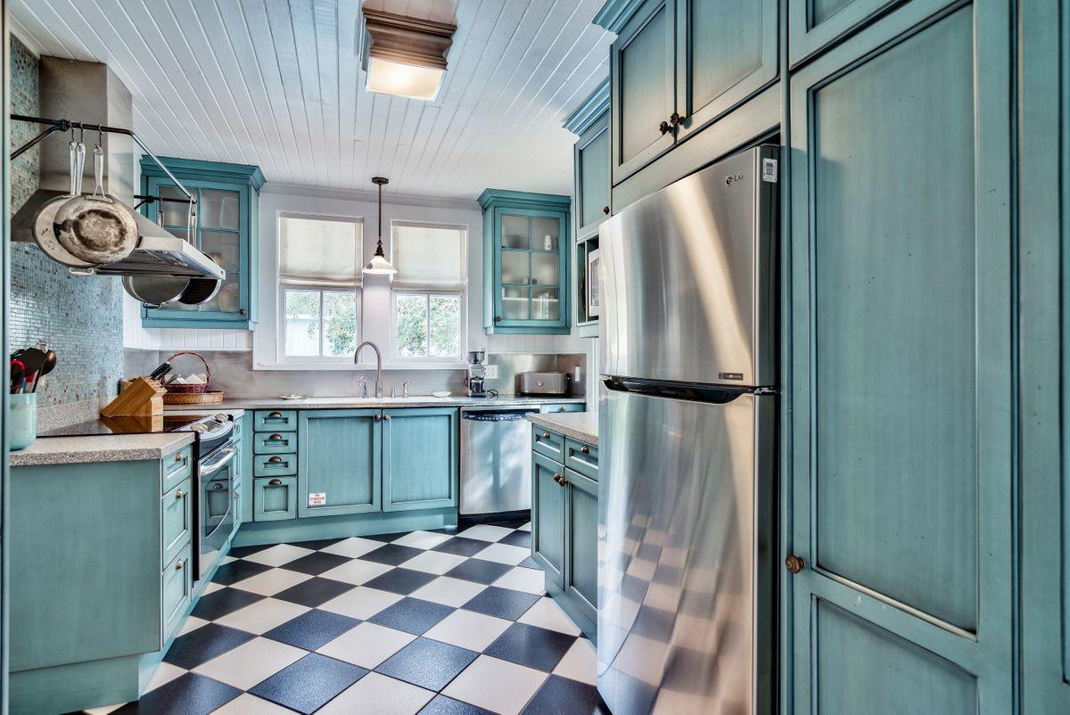 GRAYTON BEACH - Residential