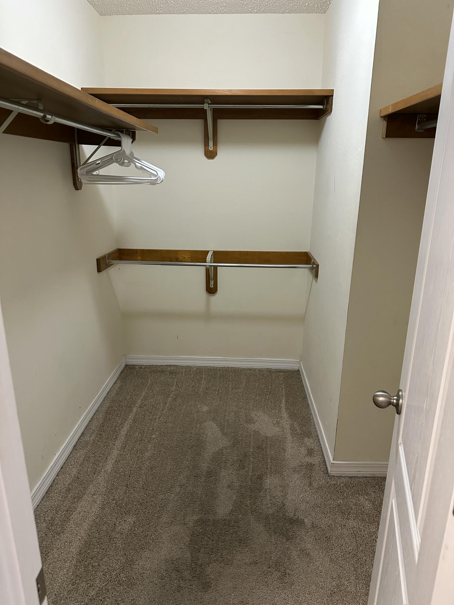 CEDAR RIDGE PH 7B - Residential Lease