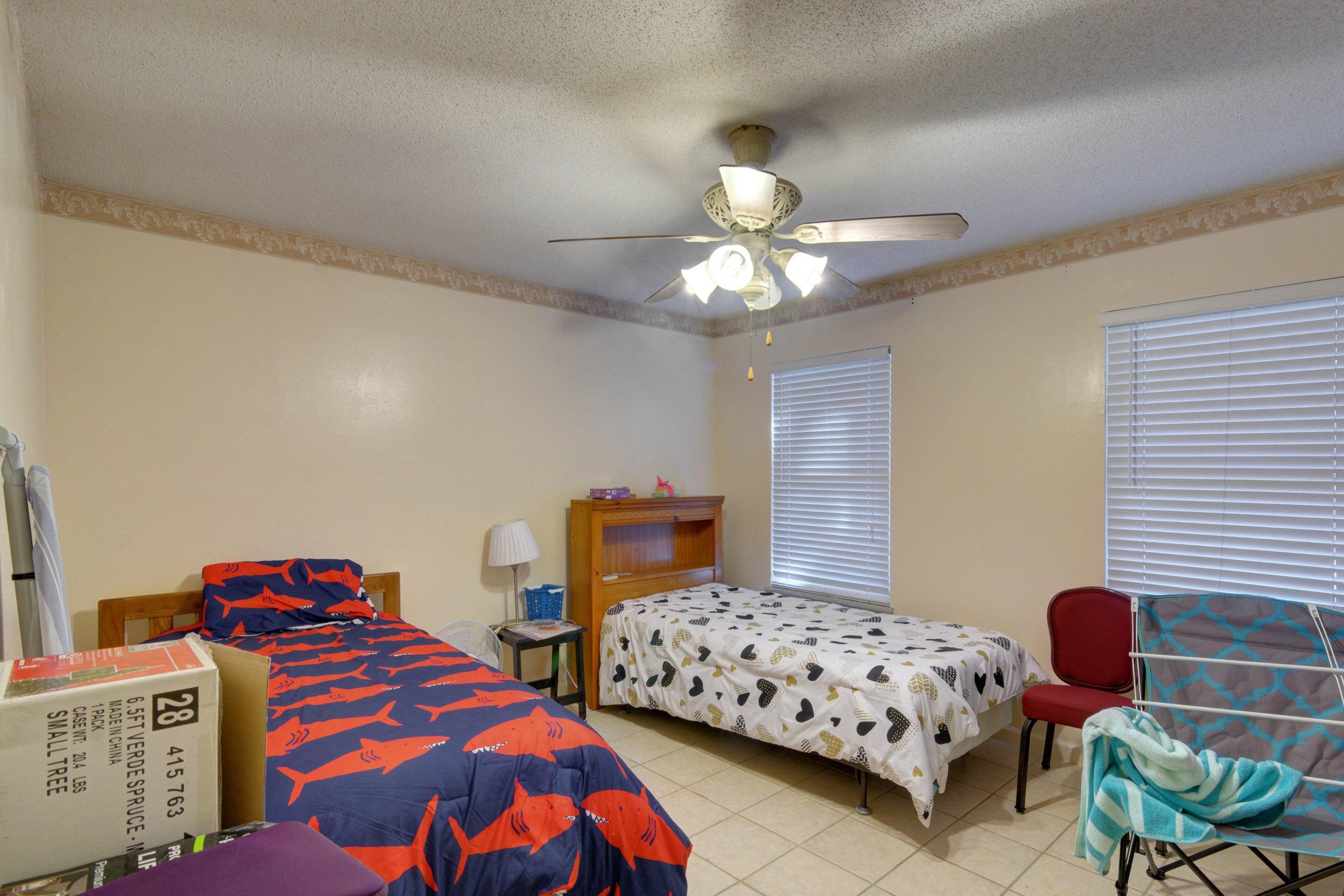 RIVERSIDE NORTH - Residential