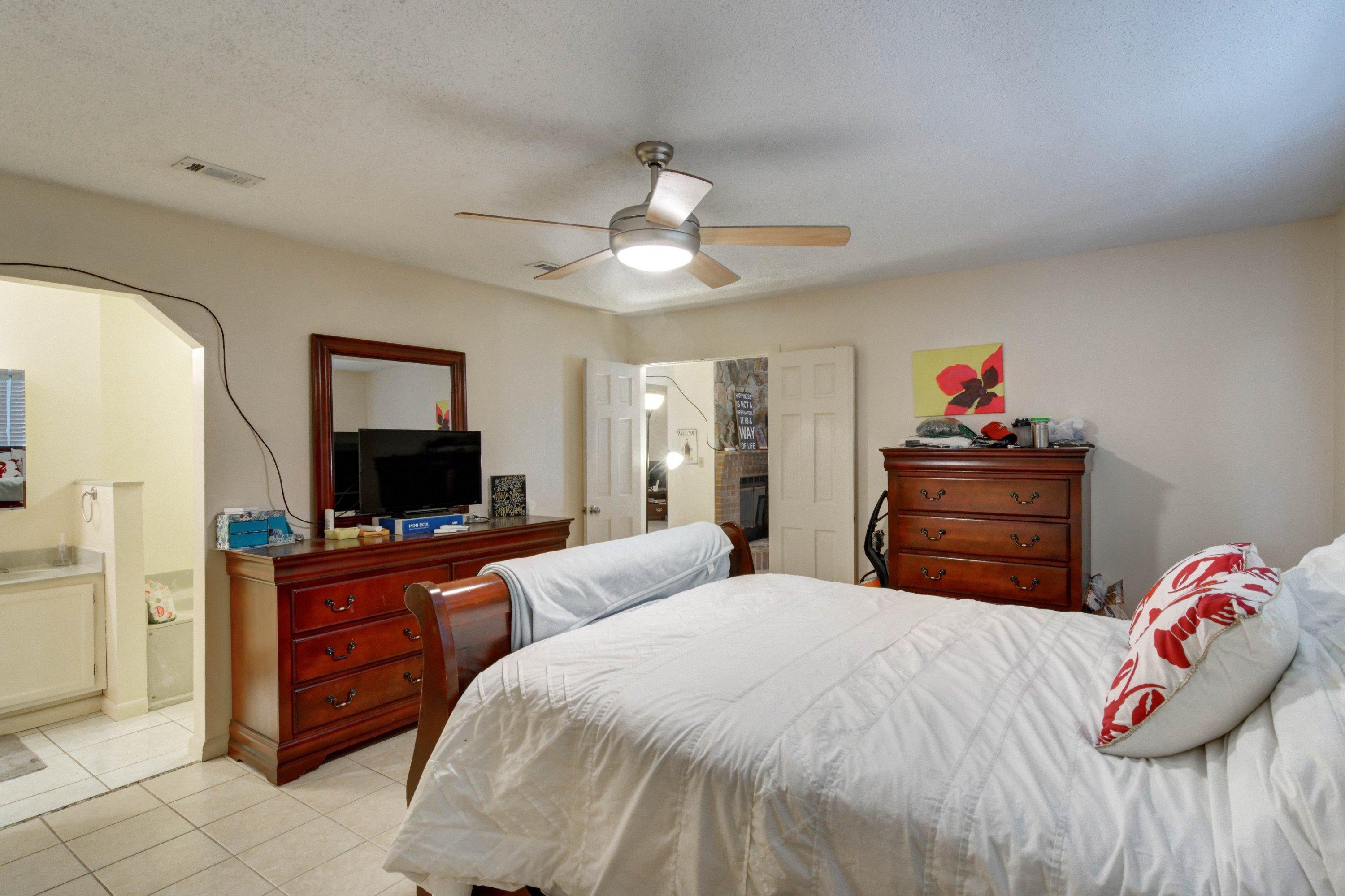 RIVERSIDE NORTH - Residential