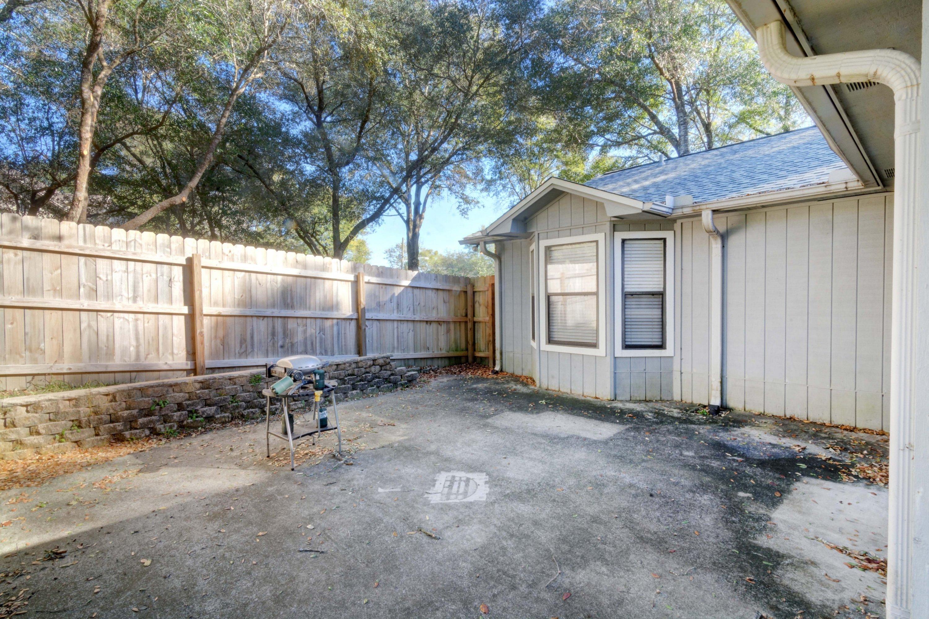 RIVERSIDE NORTH - Residential