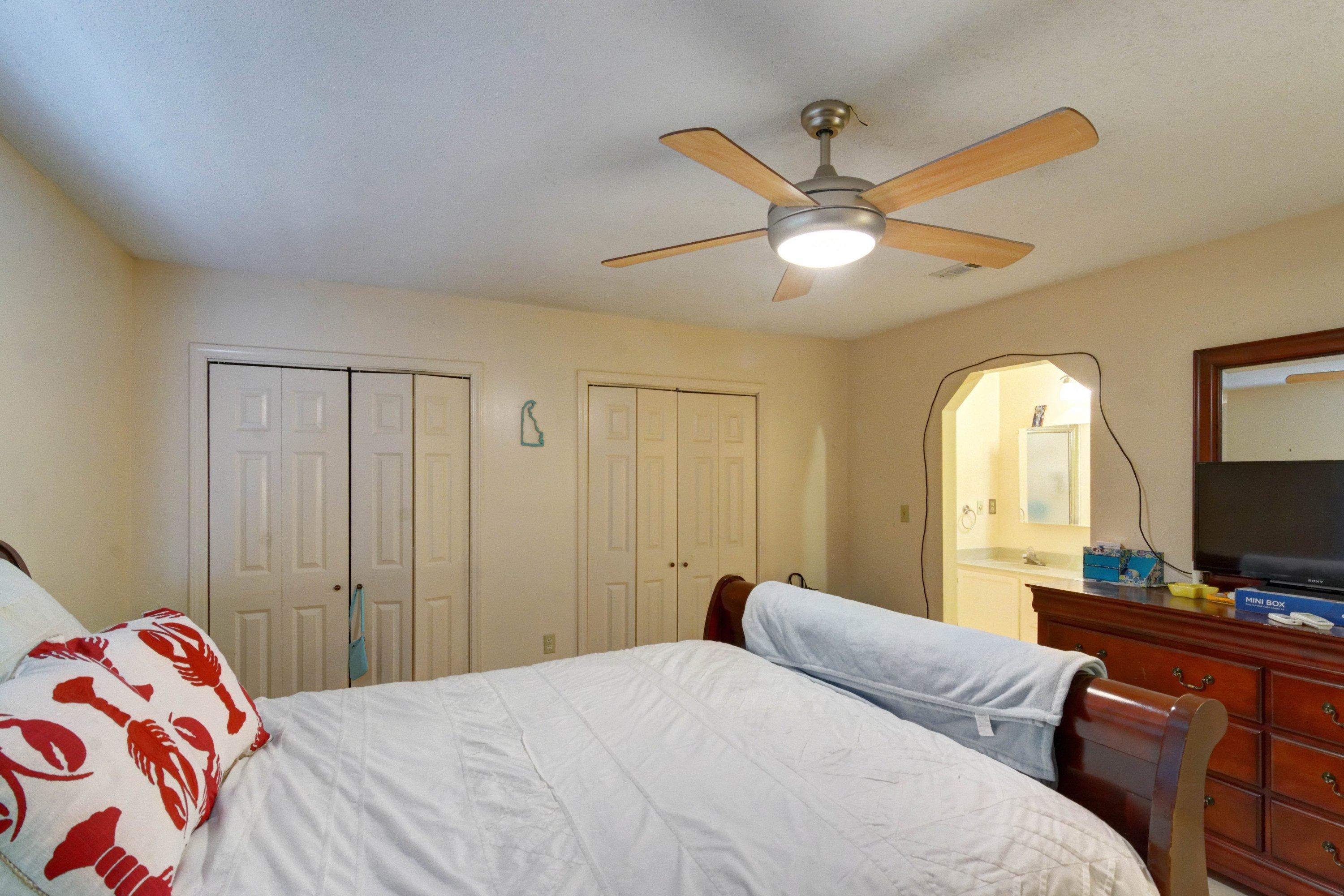 RIVERSIDE NORTH - Residential