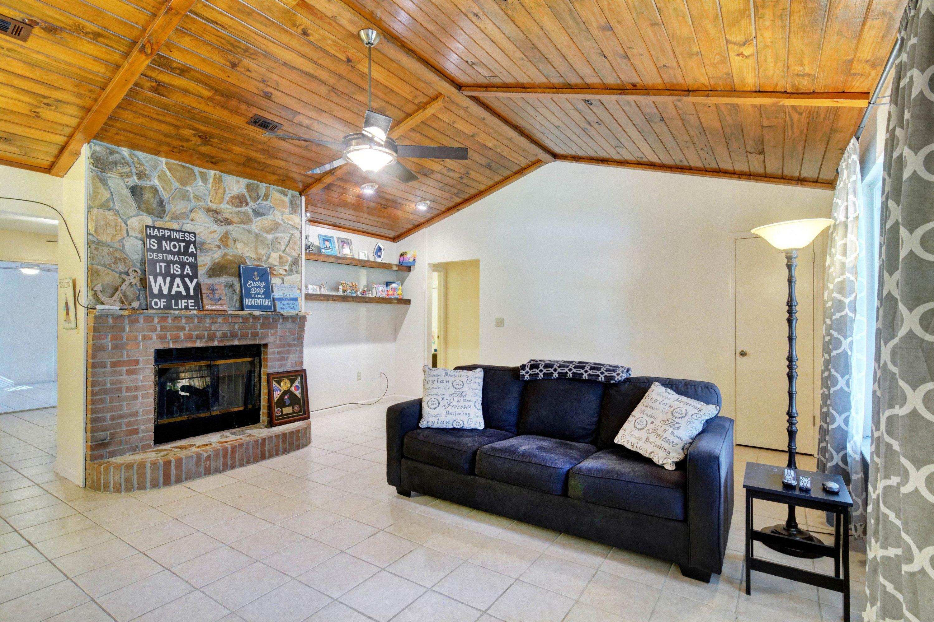 RIVERSIDE NORTH - Residential