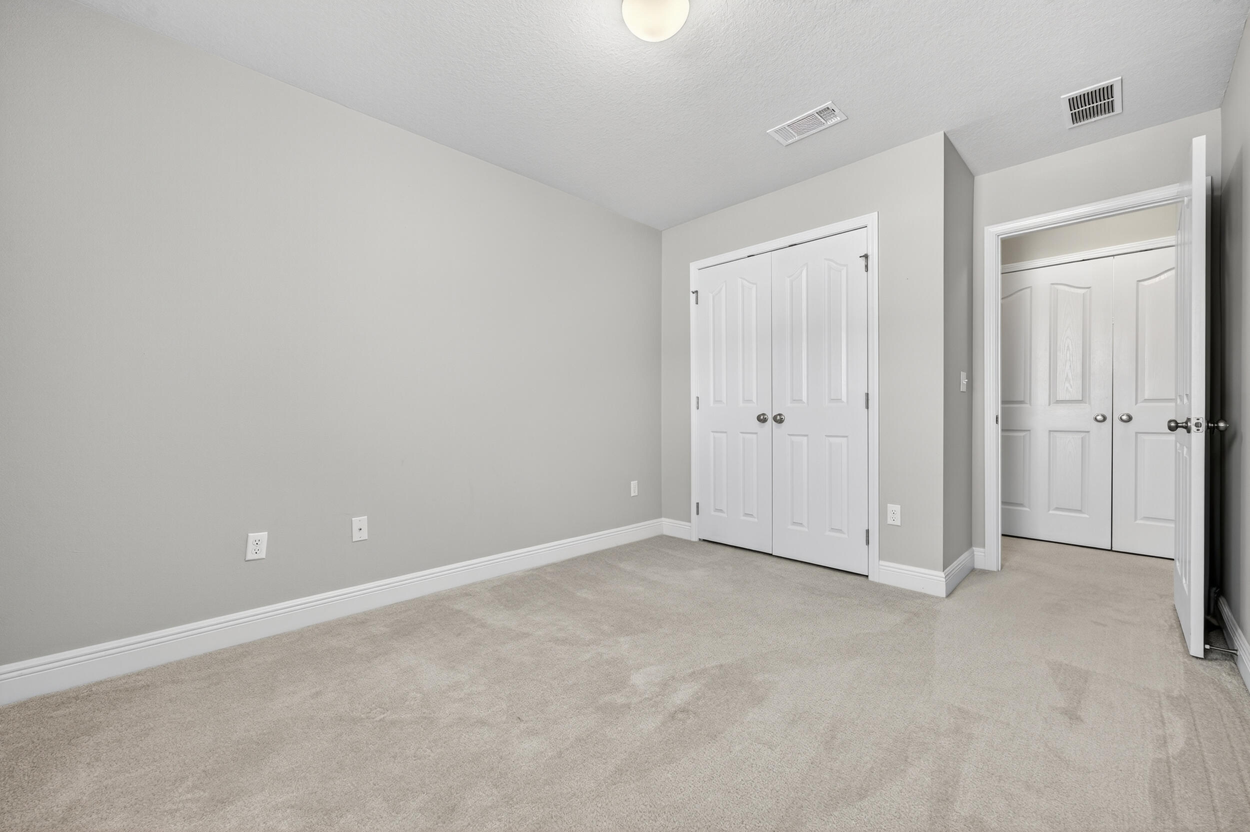 RESERVE POINTE - Residential