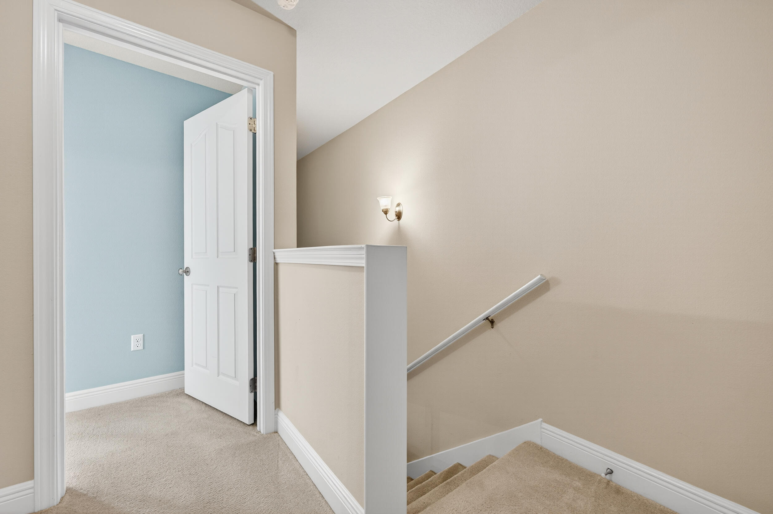 RESERVE POINTE - Residential