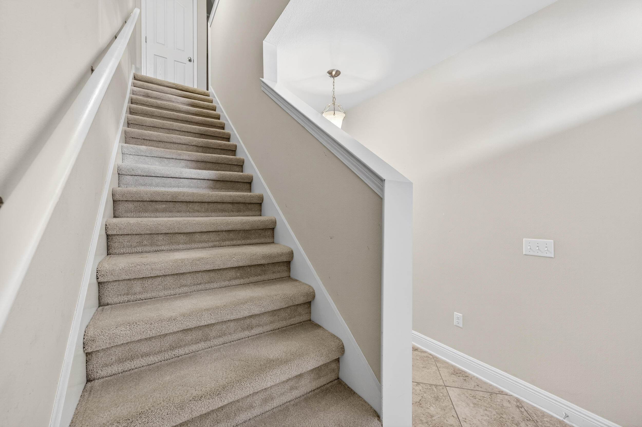 RESERVE POINTE - Residential