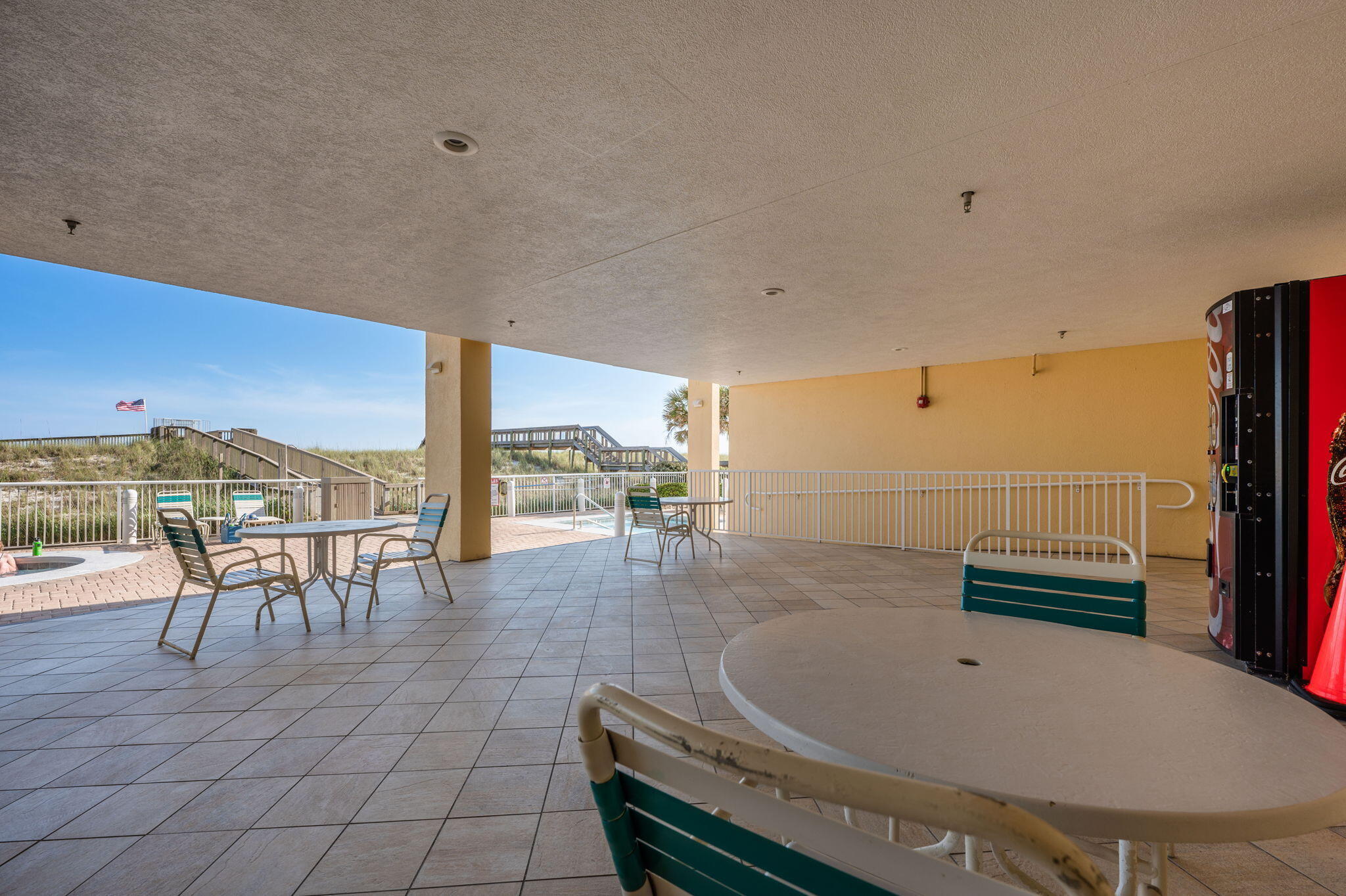 CARIBBEAN RESORT - Residential