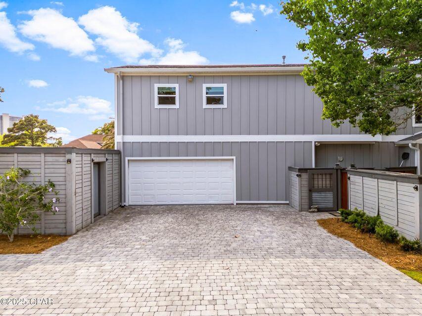 CROWN POINT - Residential