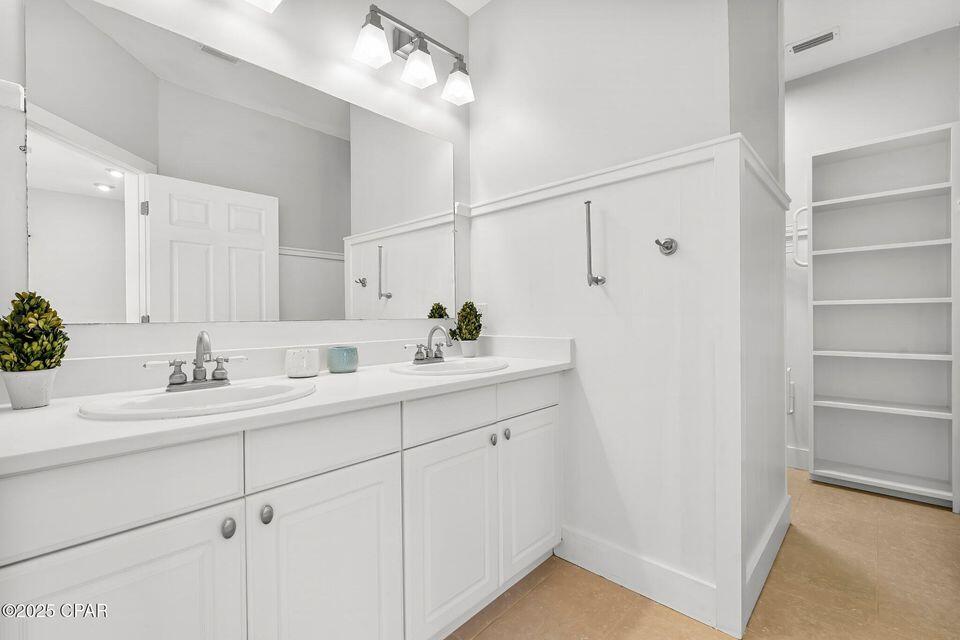 CROWN POINT - Residential
