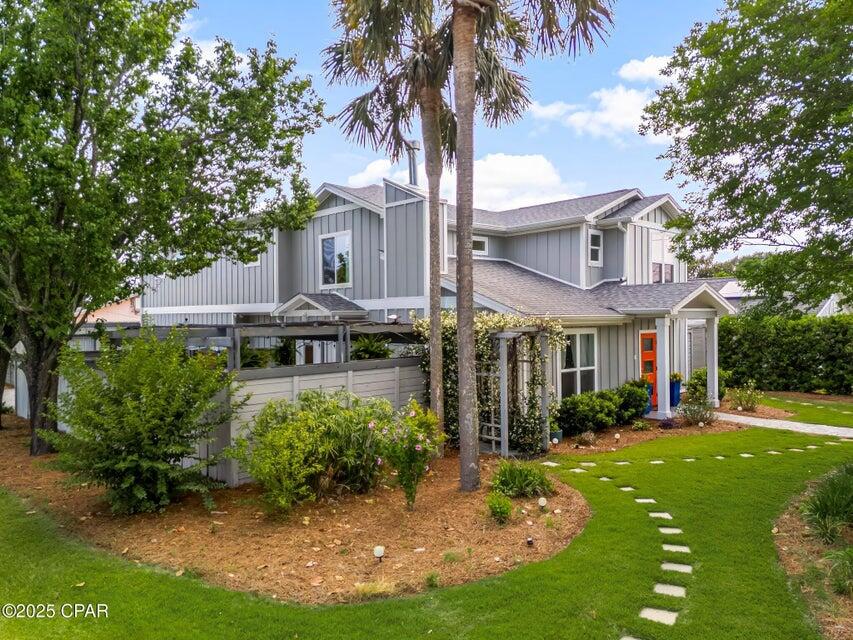 CROWN POINT - Residential