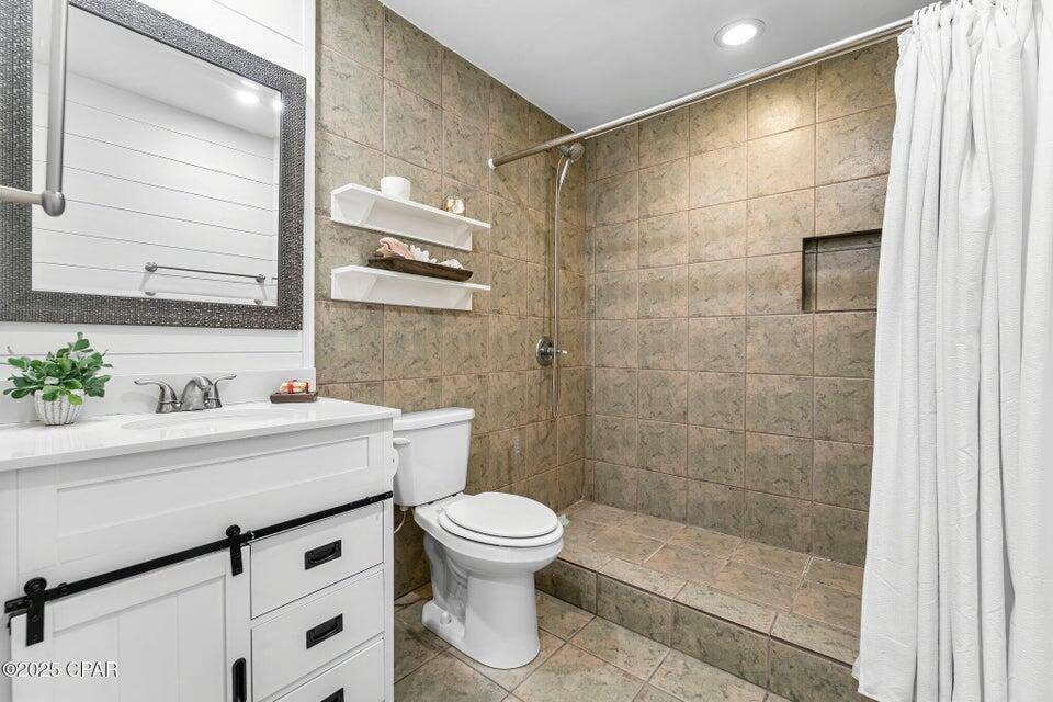 CROWN POINT - Residential