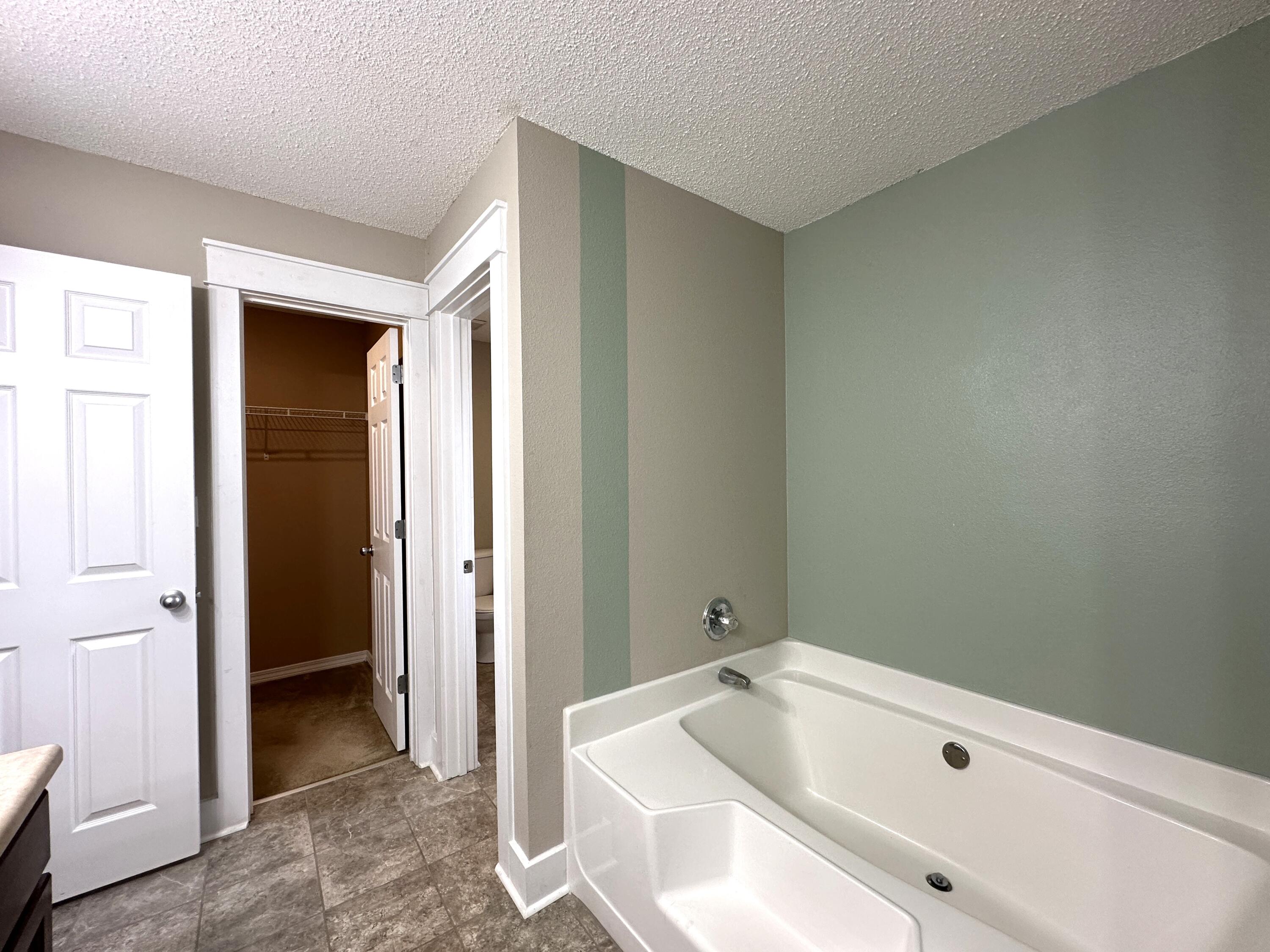 LEE FARMS PH I - Residential Lease