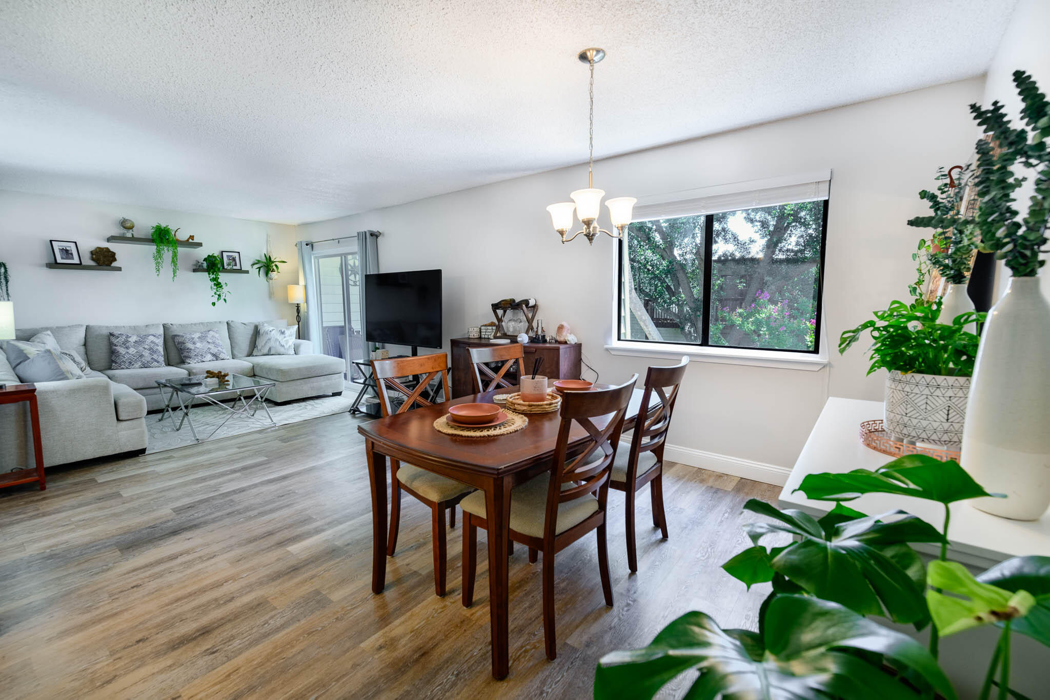 This fully updated two bedroom, one bath condo is ready for you to move in. Fountainhead Condos are located on the Santa Rosa Sound offering waterfront views from the complex as well as the community pool! Amenities offered are pool, tennis courts, boat slips (by availability only), fishing dock, laundry onsite, and community room. AC, appliances, and flooring are only four years old. This is a great opportunity to live on the Sound. Fountainhead does NOT allow Short Term Rentals. Boat slips are subject to availability via a wait list. Buyer to verify details.