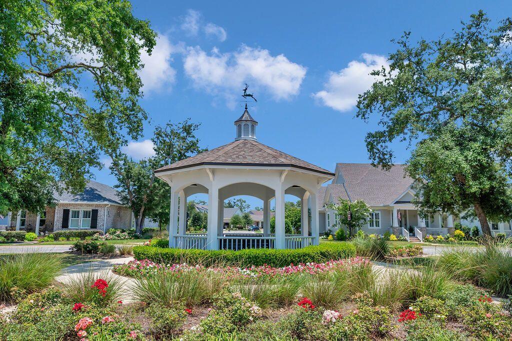 Deer Moss Creek - Residential