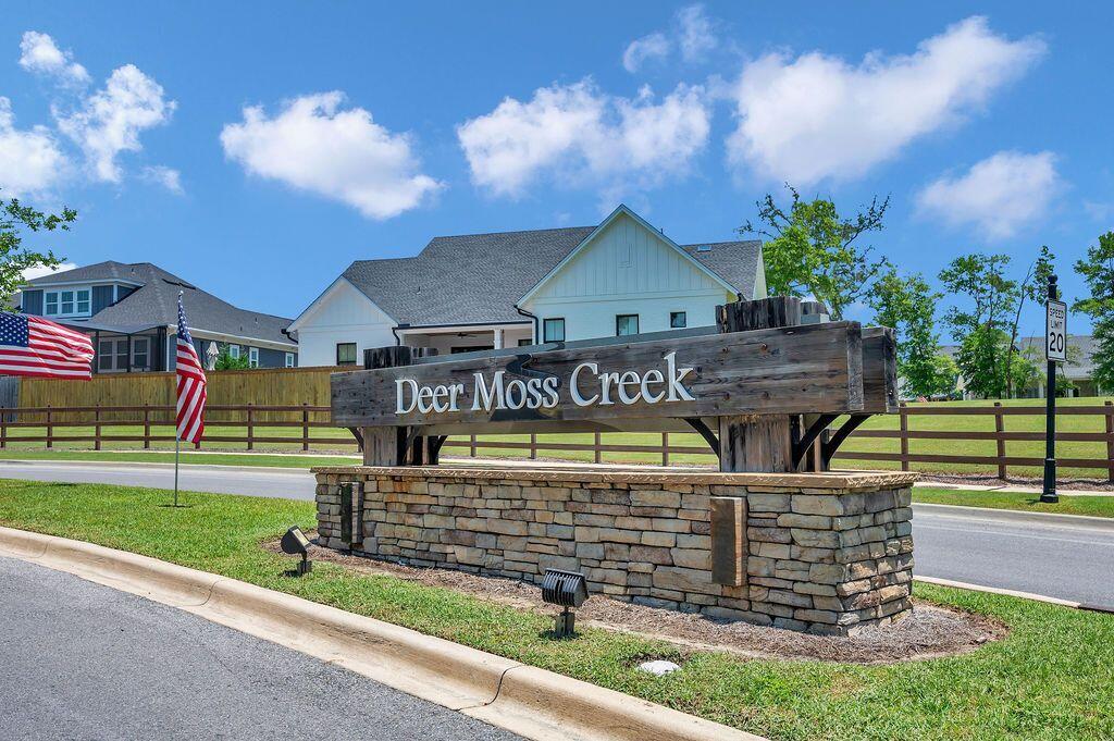 Deer Moss Creek - Residential