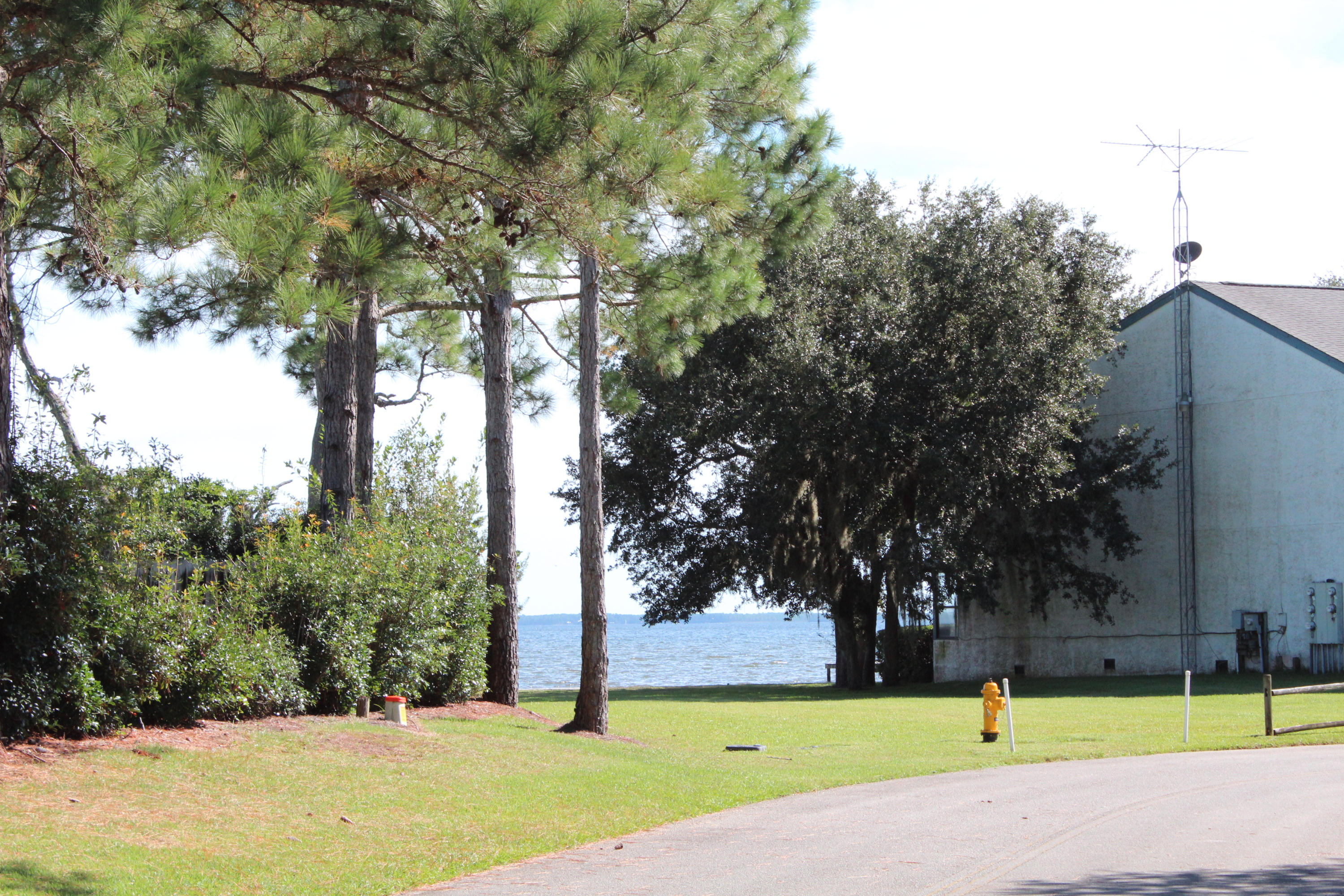 Two attractive adjoining lots in exclusive Cedar Beach S/D. Easy access to Niceville, Destin and the beaches. Covenants & restrictions. Owner financing with 20% down.
