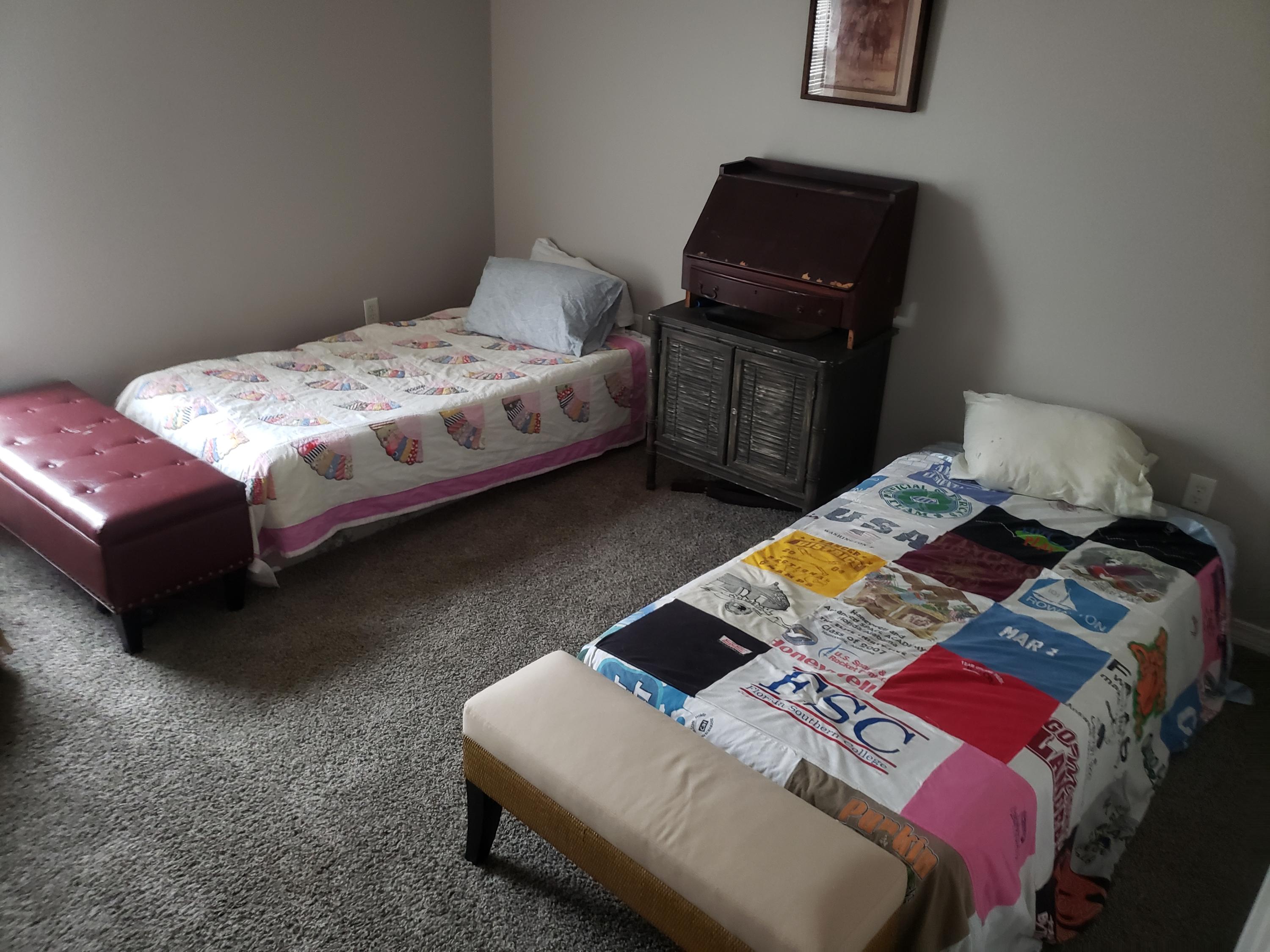 SANTA ROSA OAKS CONDOMINIUM - Residential