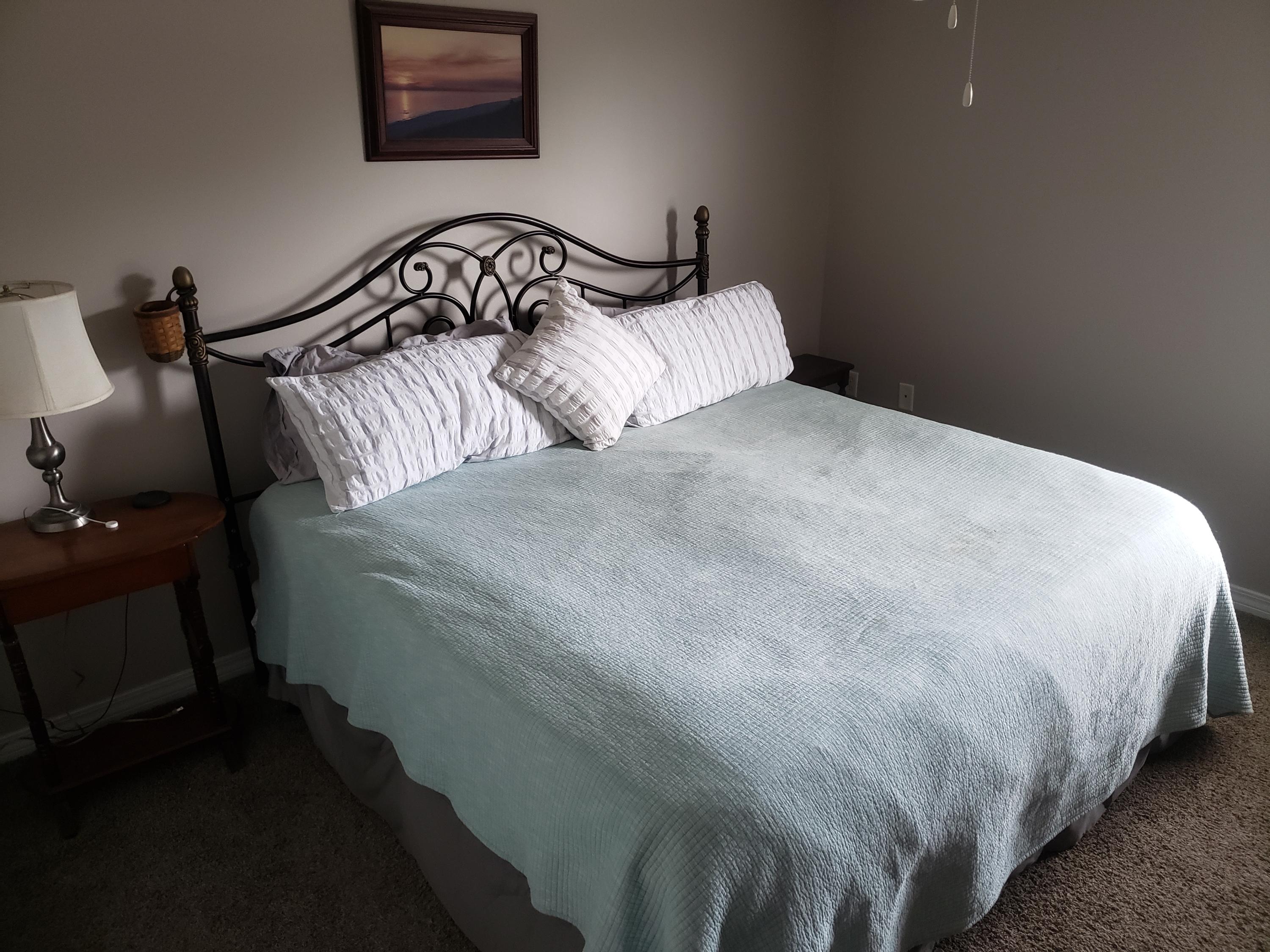 SANTA ROSA OAKS CONDOMINIUM - Residential