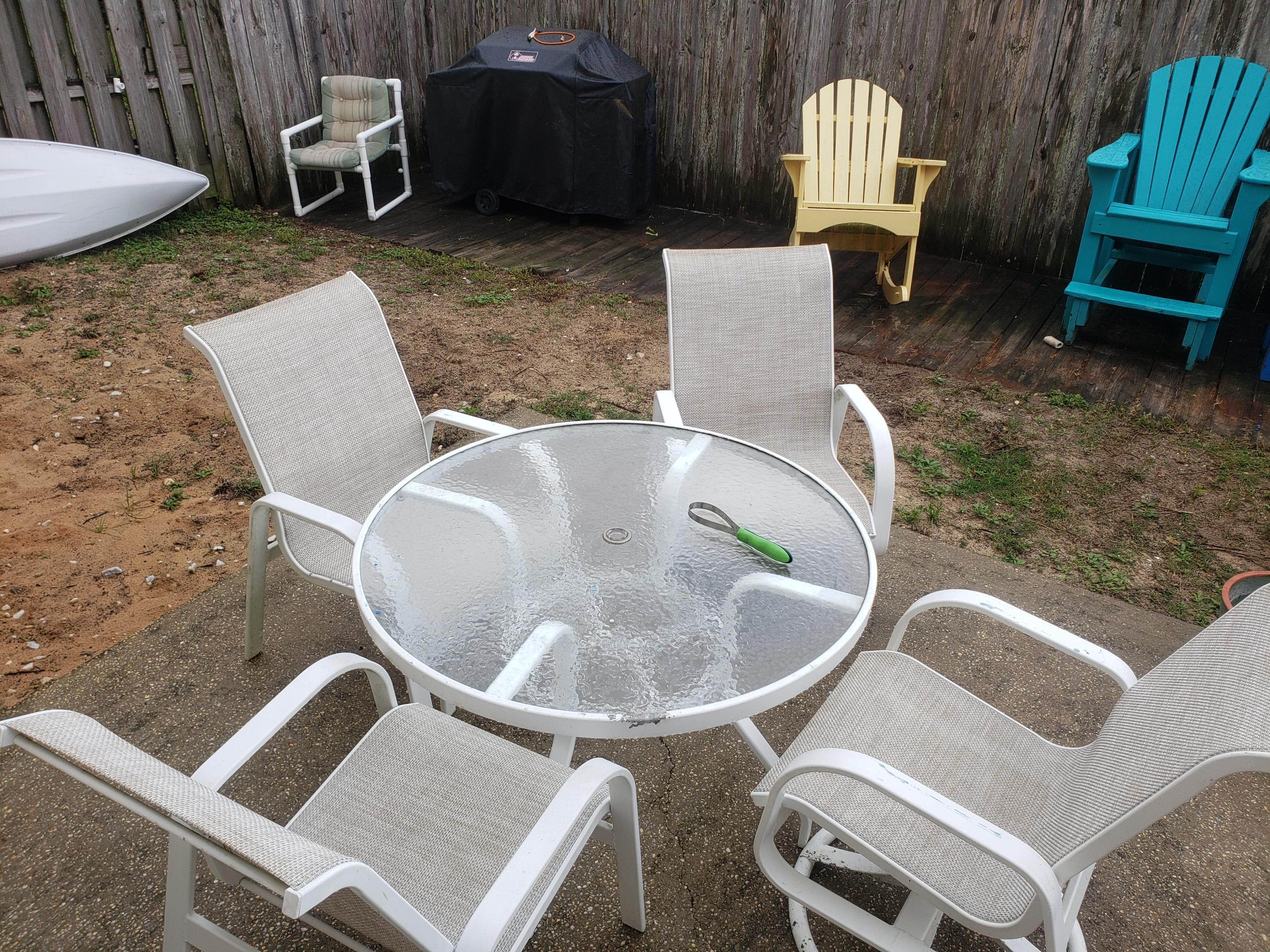 SANTA ROSA OAKS CONDOMINIUM - Residential