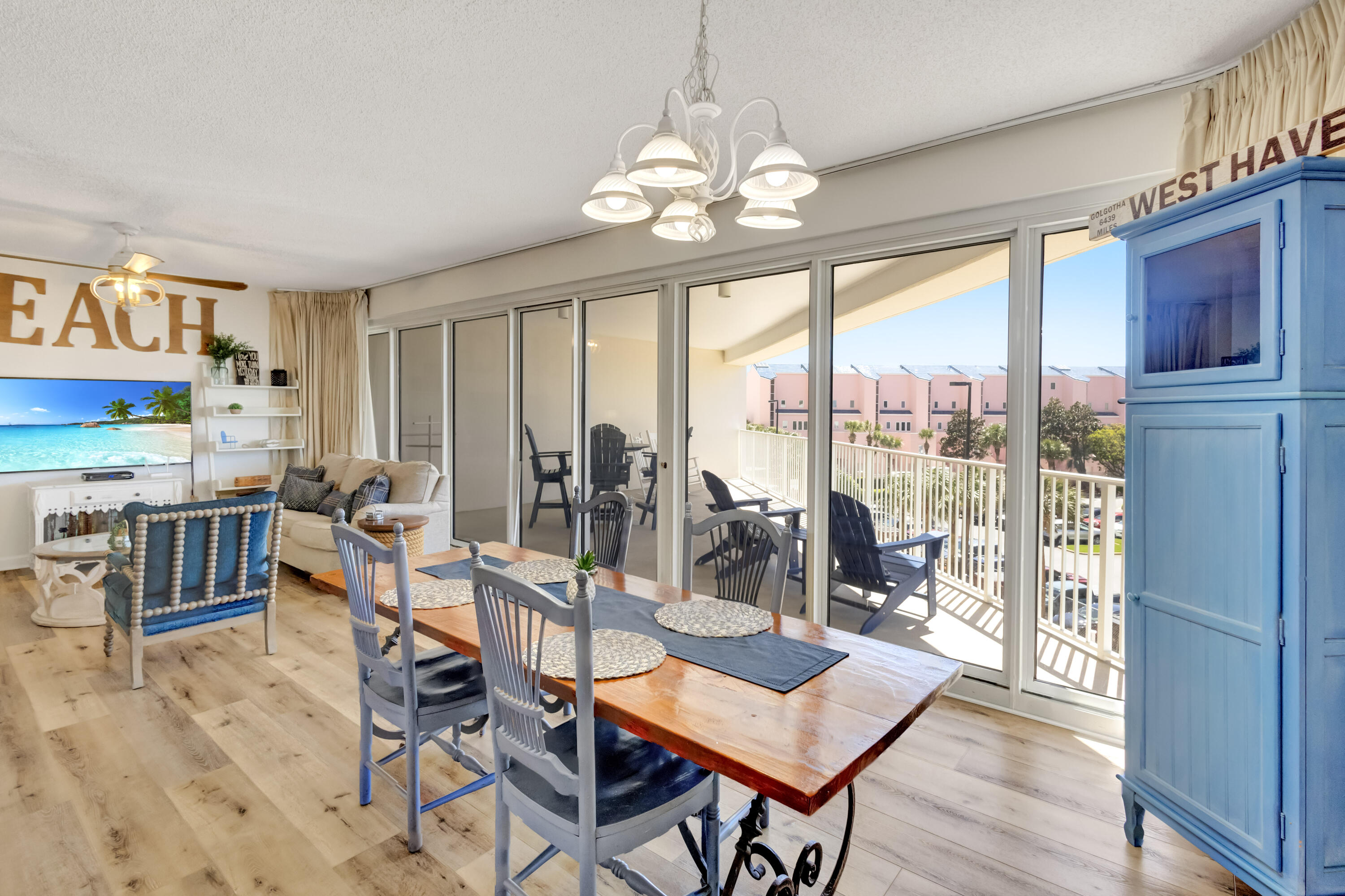 TIDES AT TOPS'L - Residential