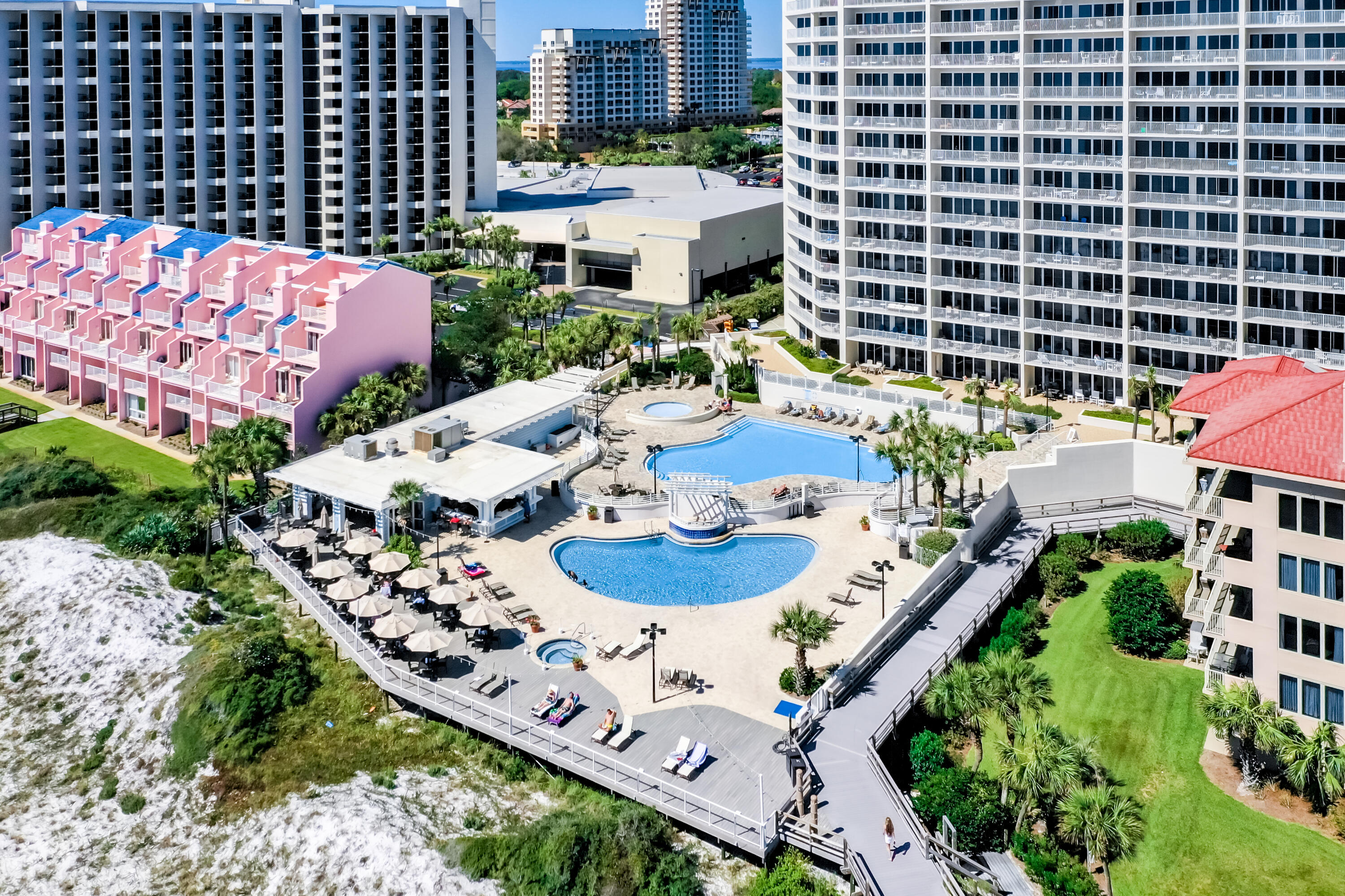 TIDES AT TOPS'L - Residential