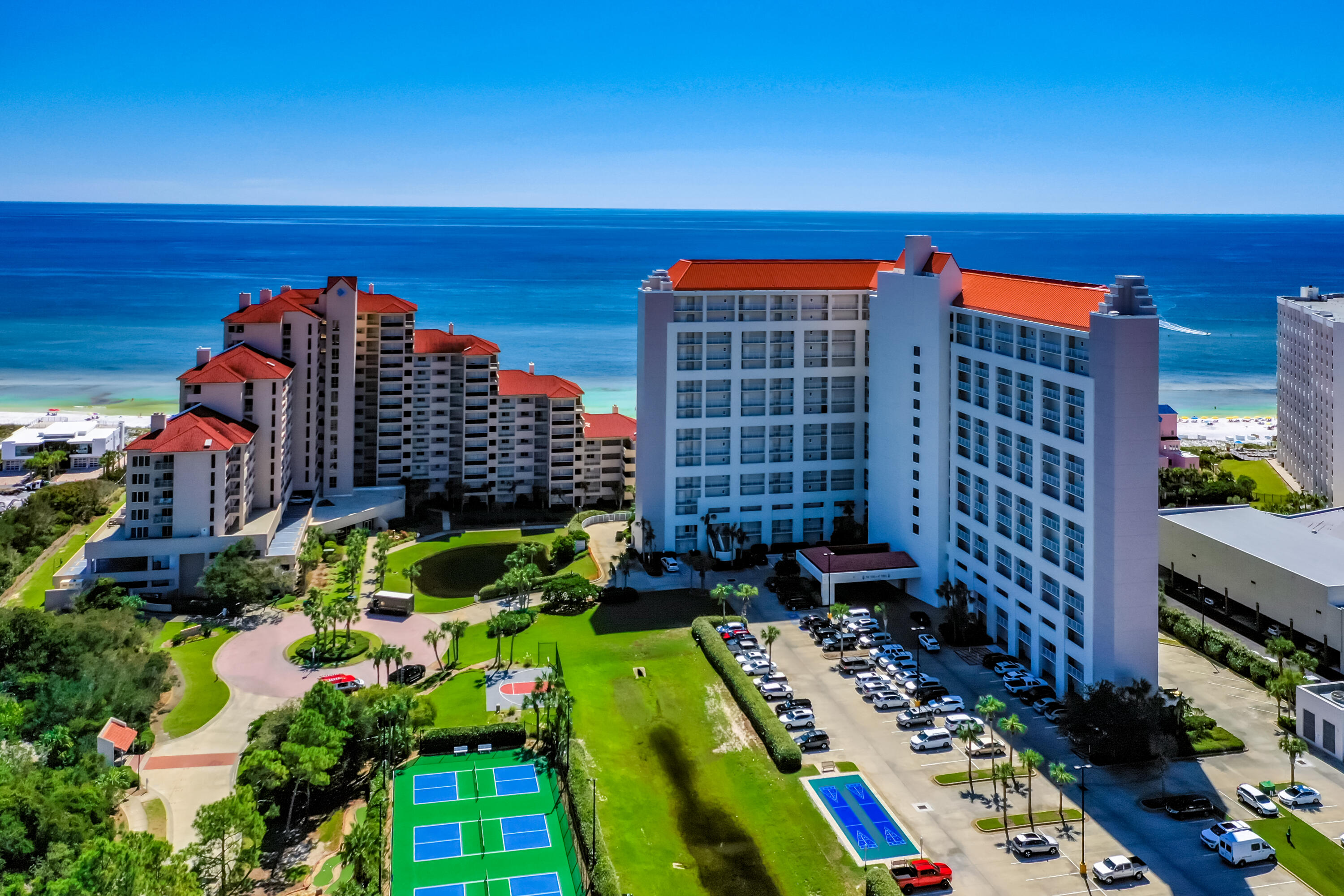 TIDES AT TOPS'L - Residential