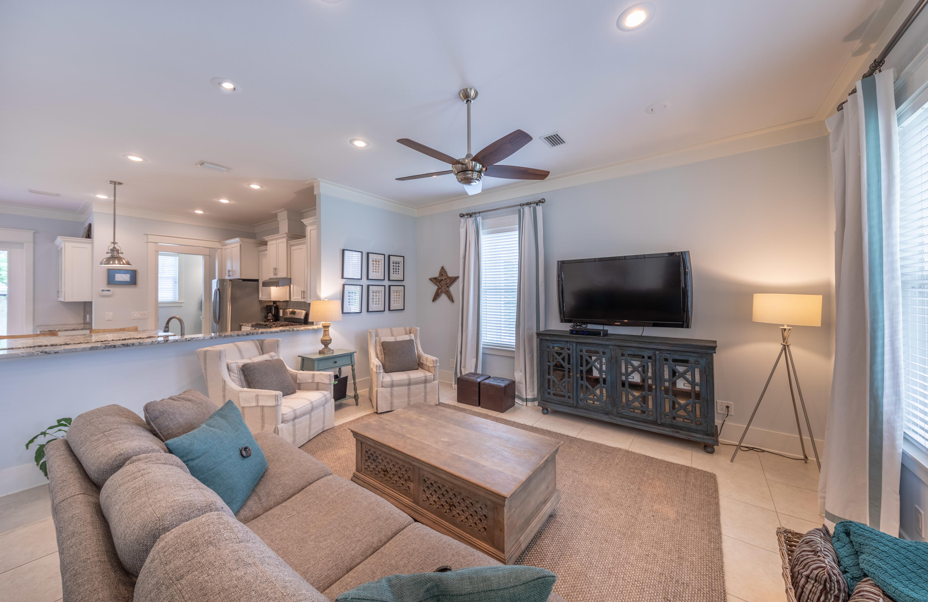 HOLIDAY SHORES ESTATES 2ND ADDN - Residential