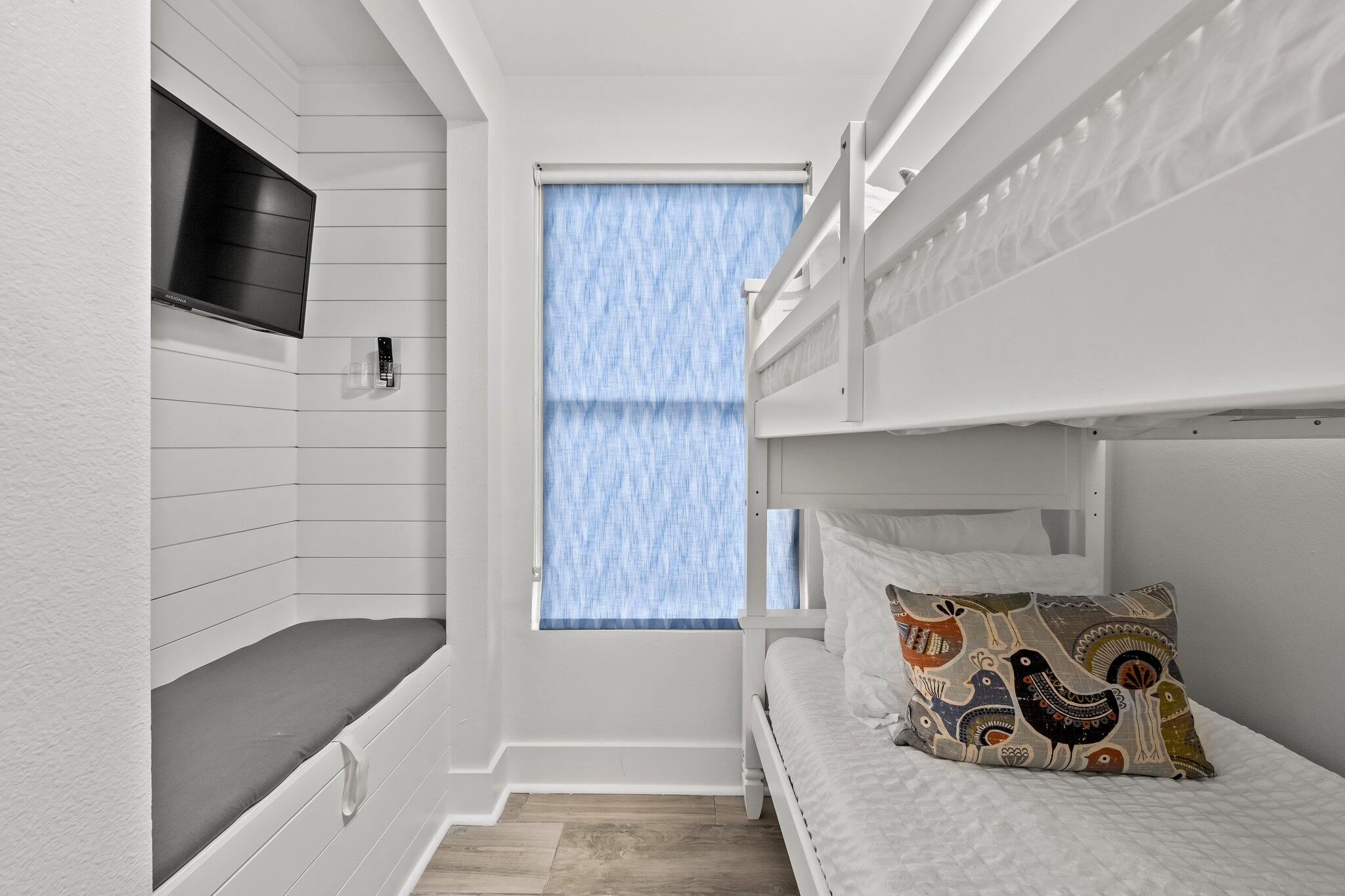 SHORES OF PANAMA - Residential