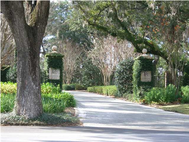 CARSON OAKS - Residential