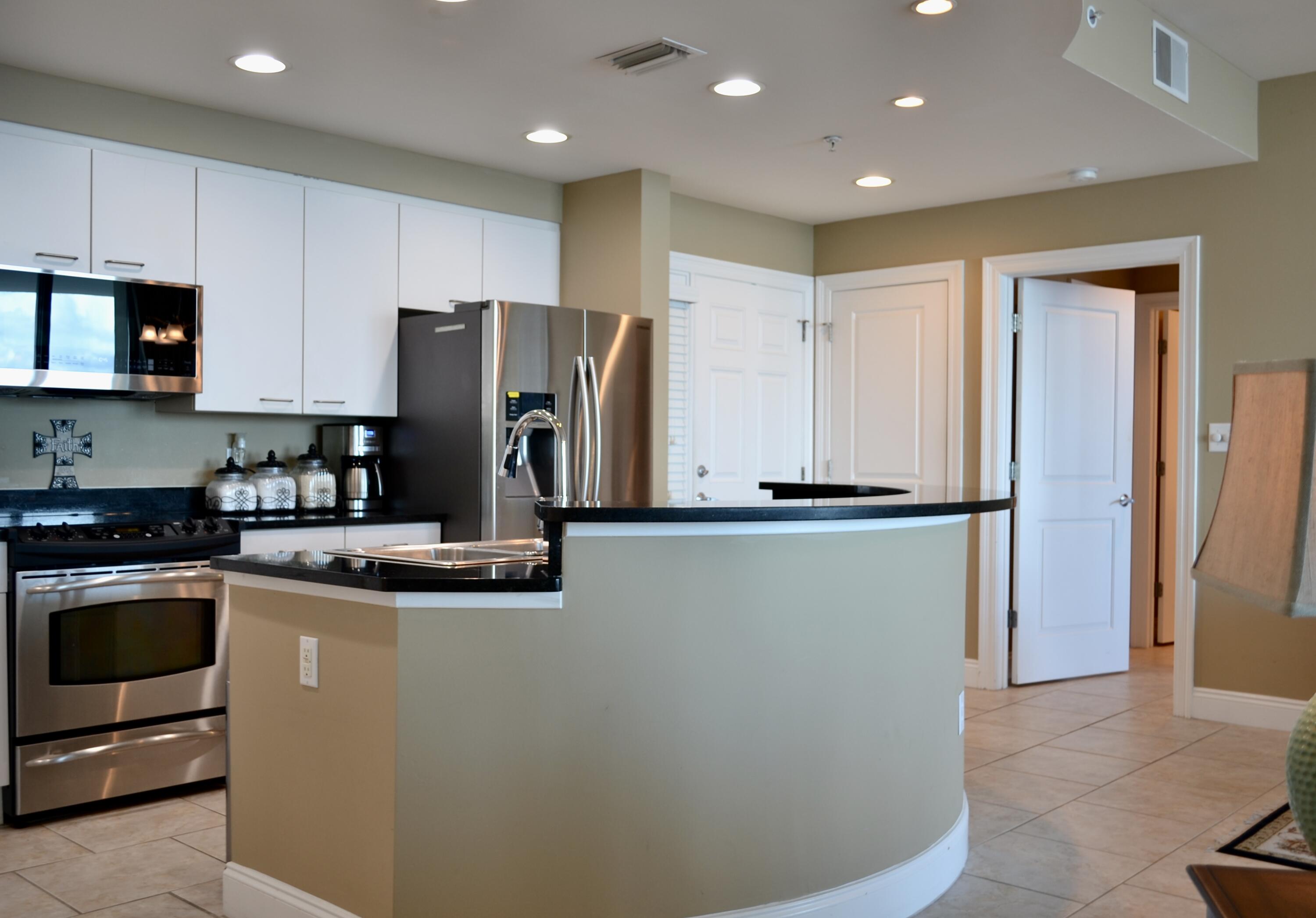 MARINA LANDING - Residential