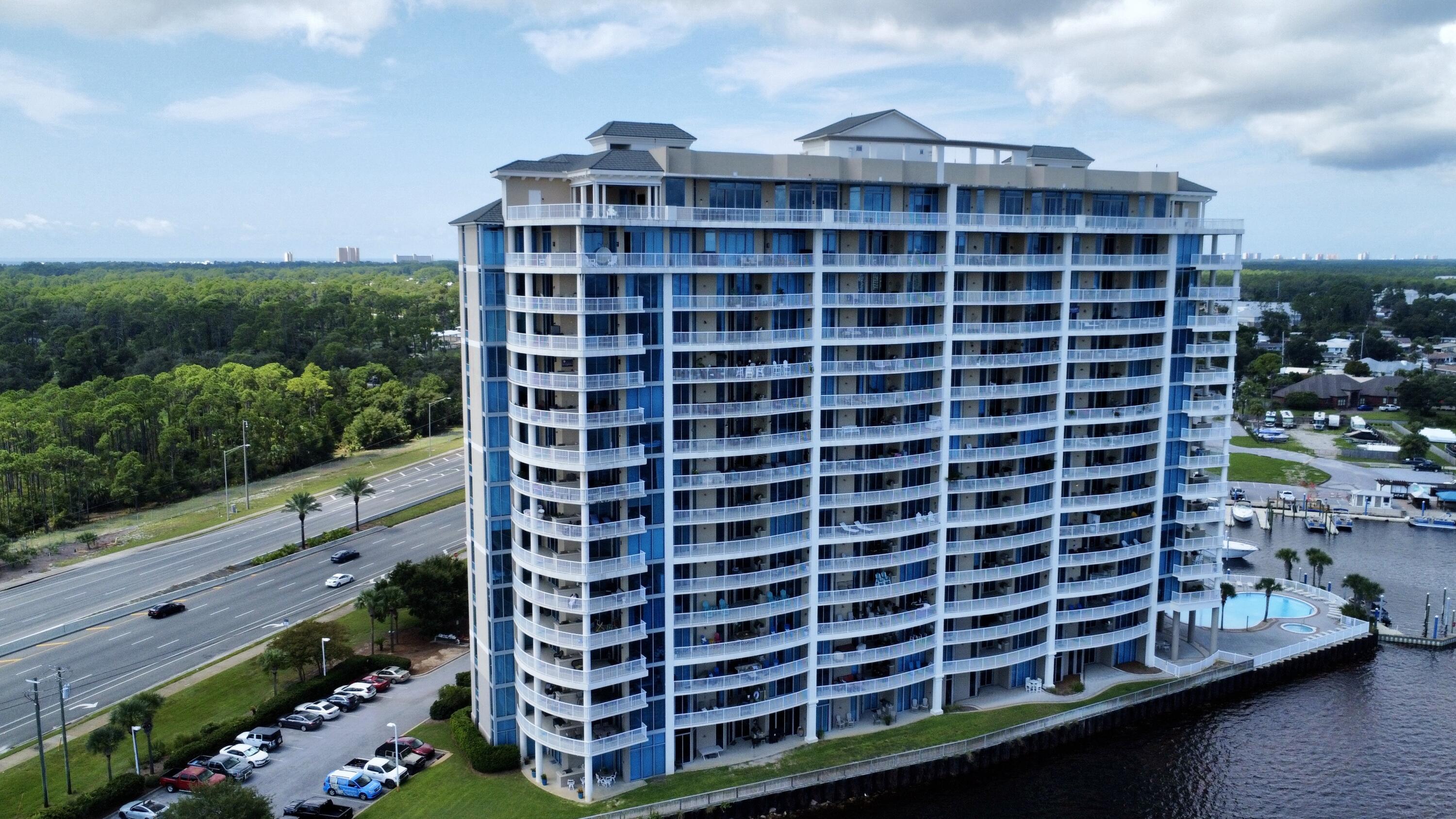 MARINA LANDING - Residential