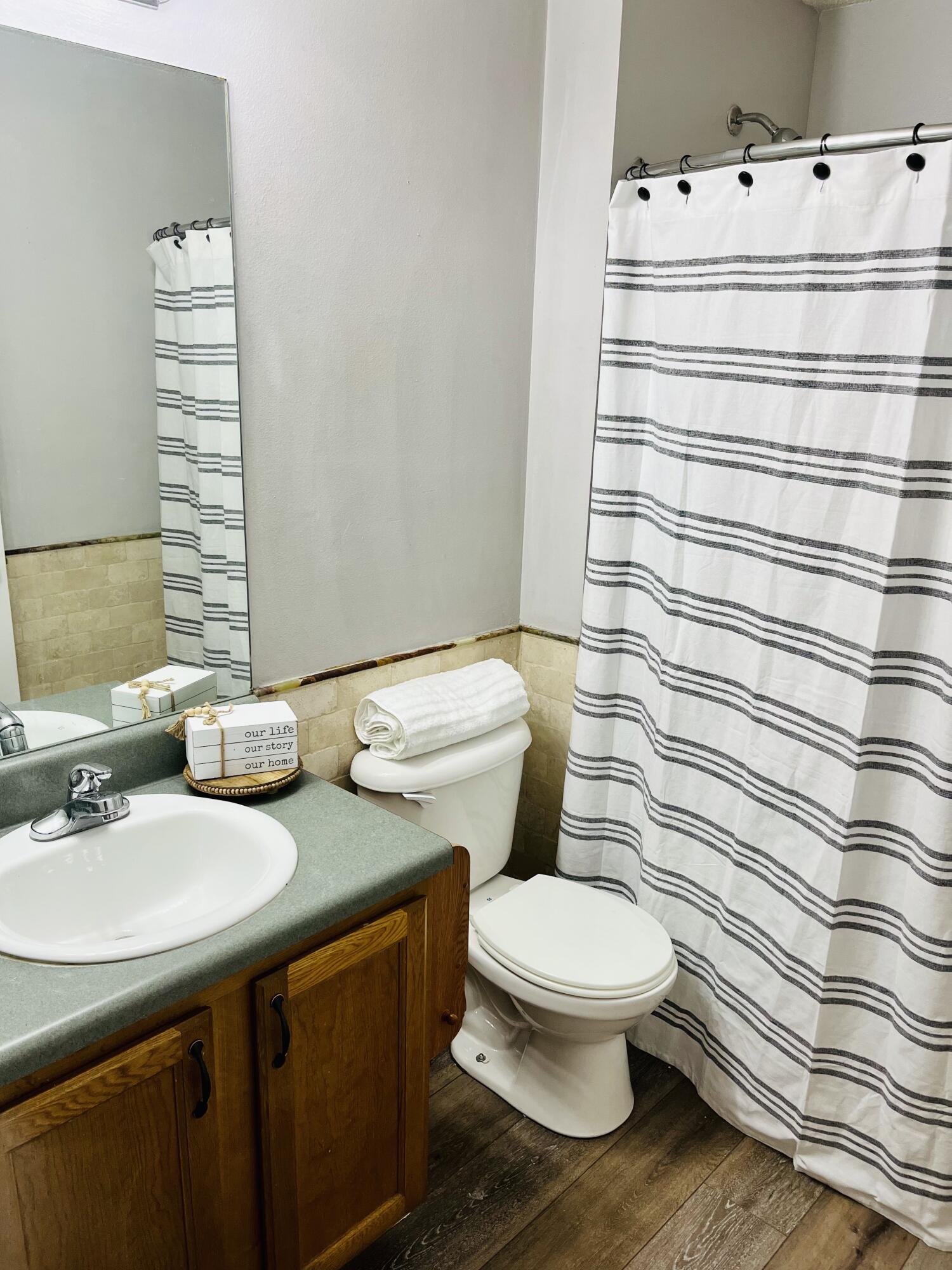 TRIPLE LAKES ESTATES - Residential