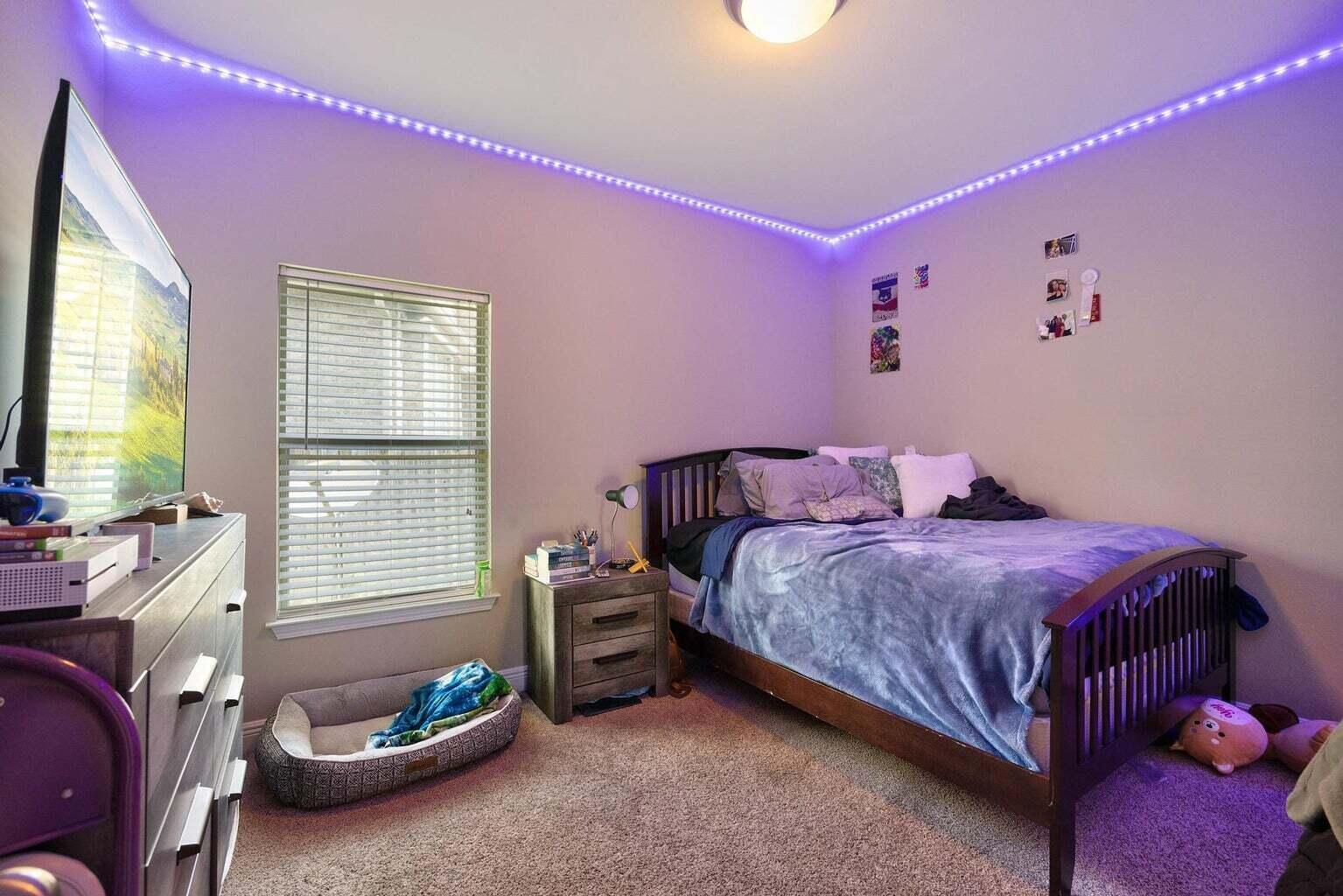 ROLLING RIDGE - Residential Lease