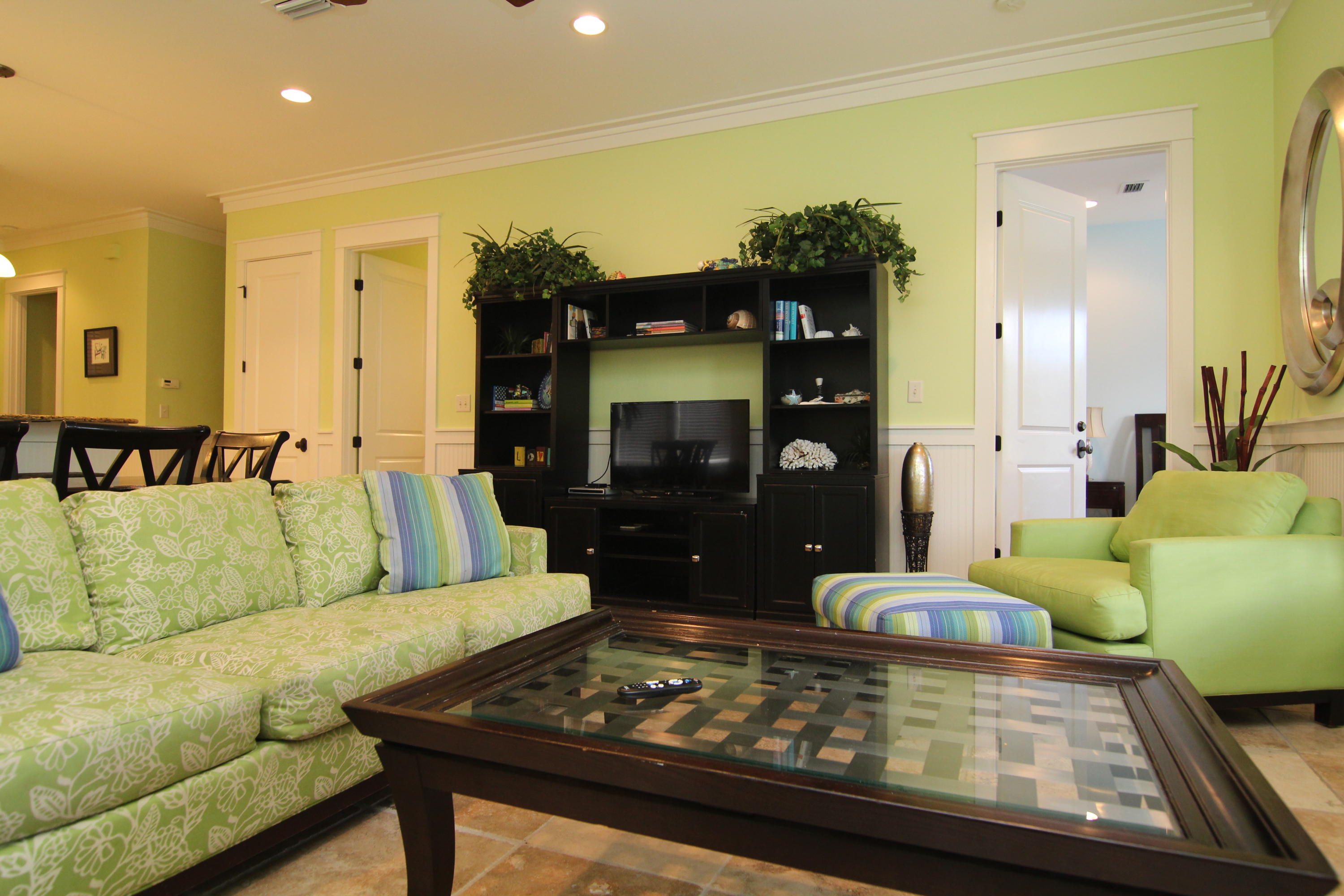 BUNGALOS AT SANDESTIN - Residential