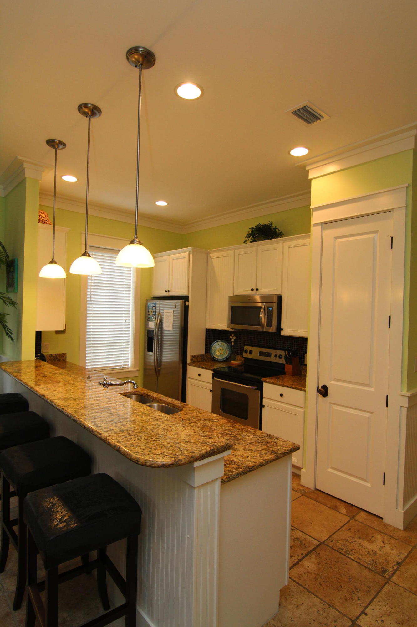 BUNGALOS AT SANDESTIN - Residential