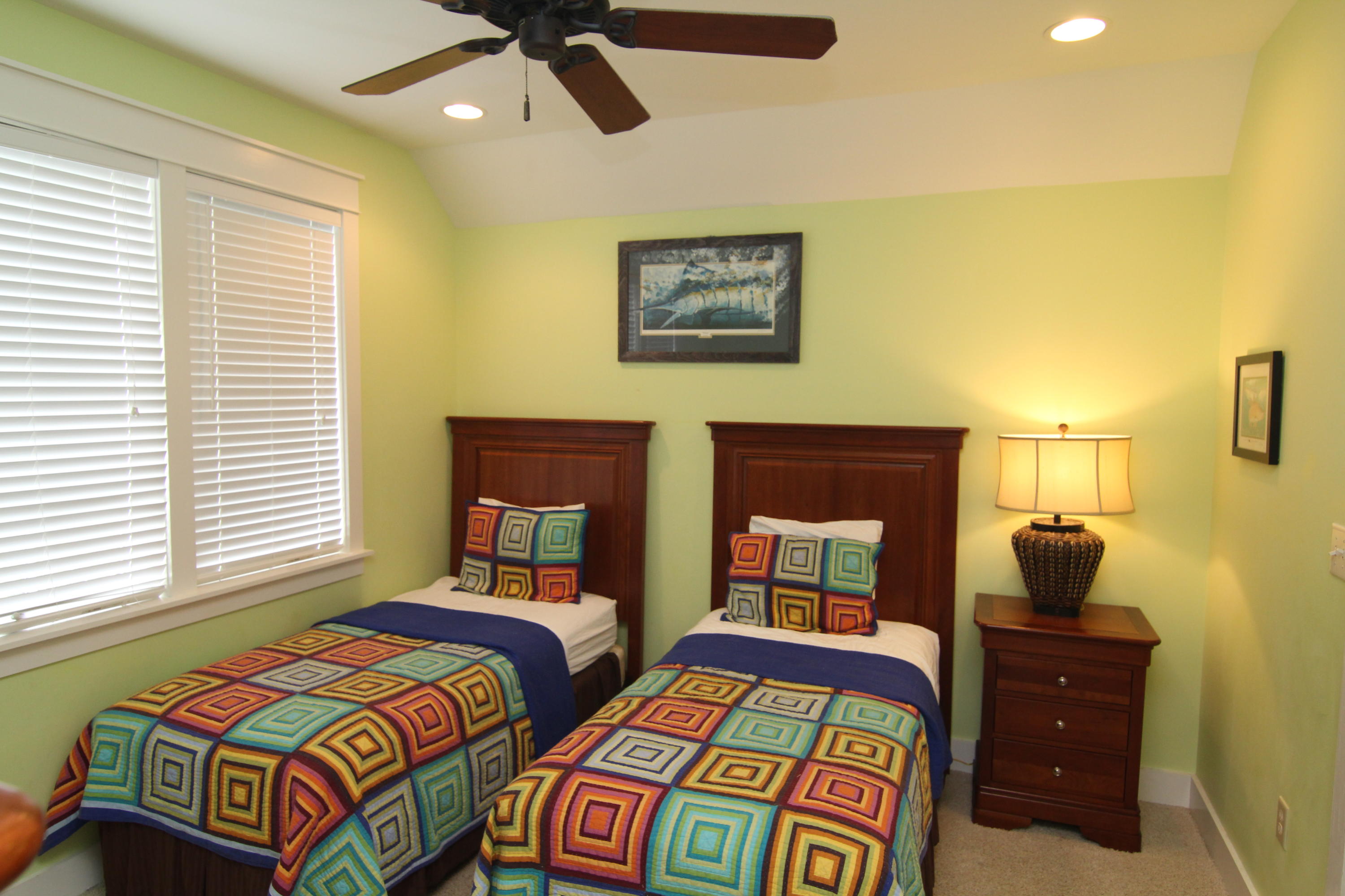 BUNGALOS AT SANDESTIN - Residential