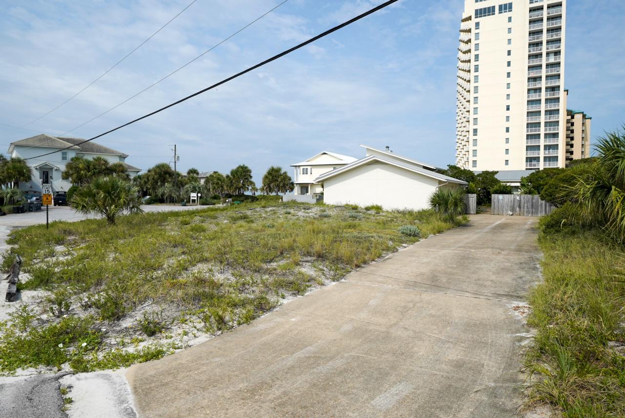Gulf Pines - Land