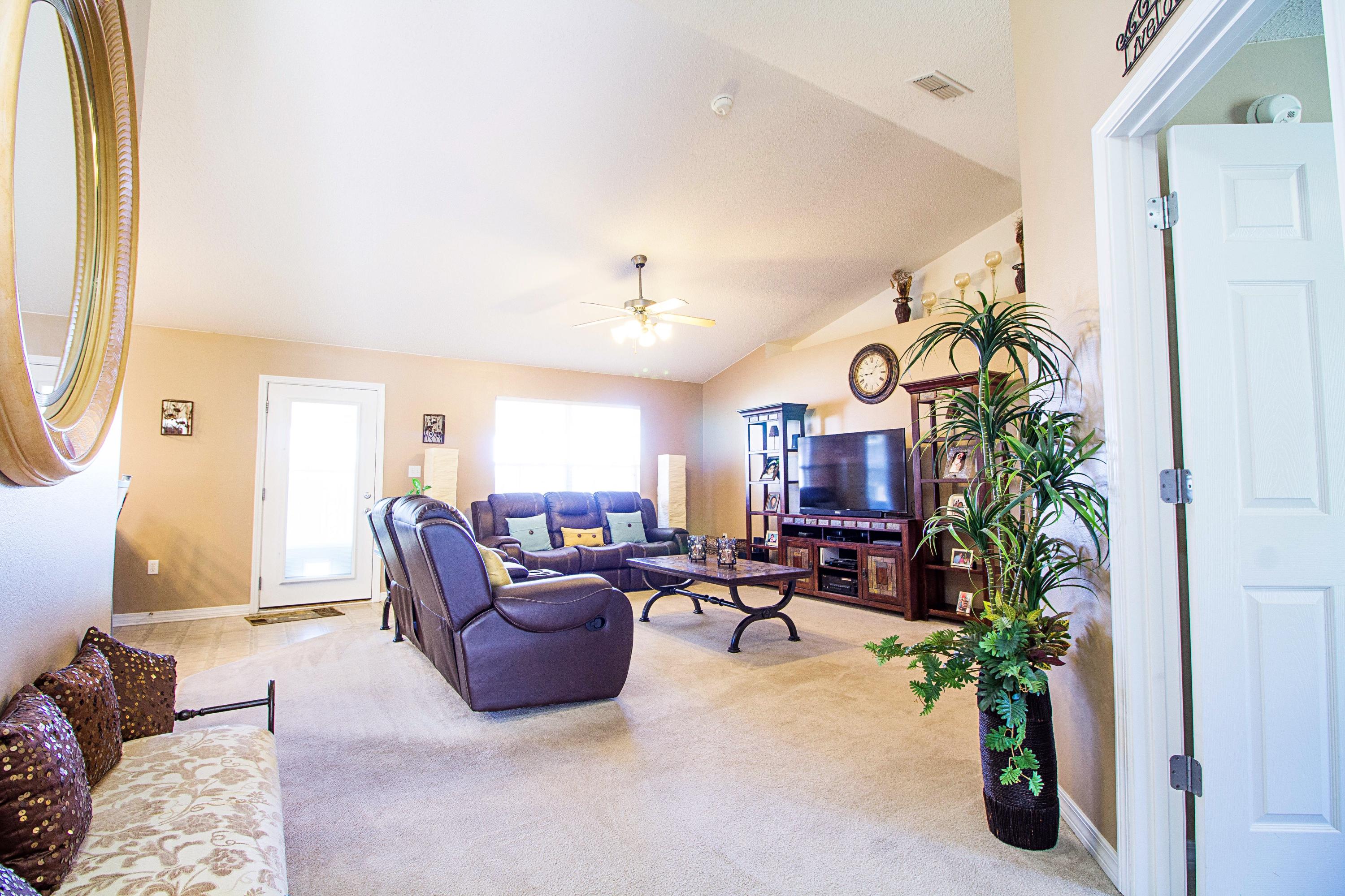 IRON GATE - Residential