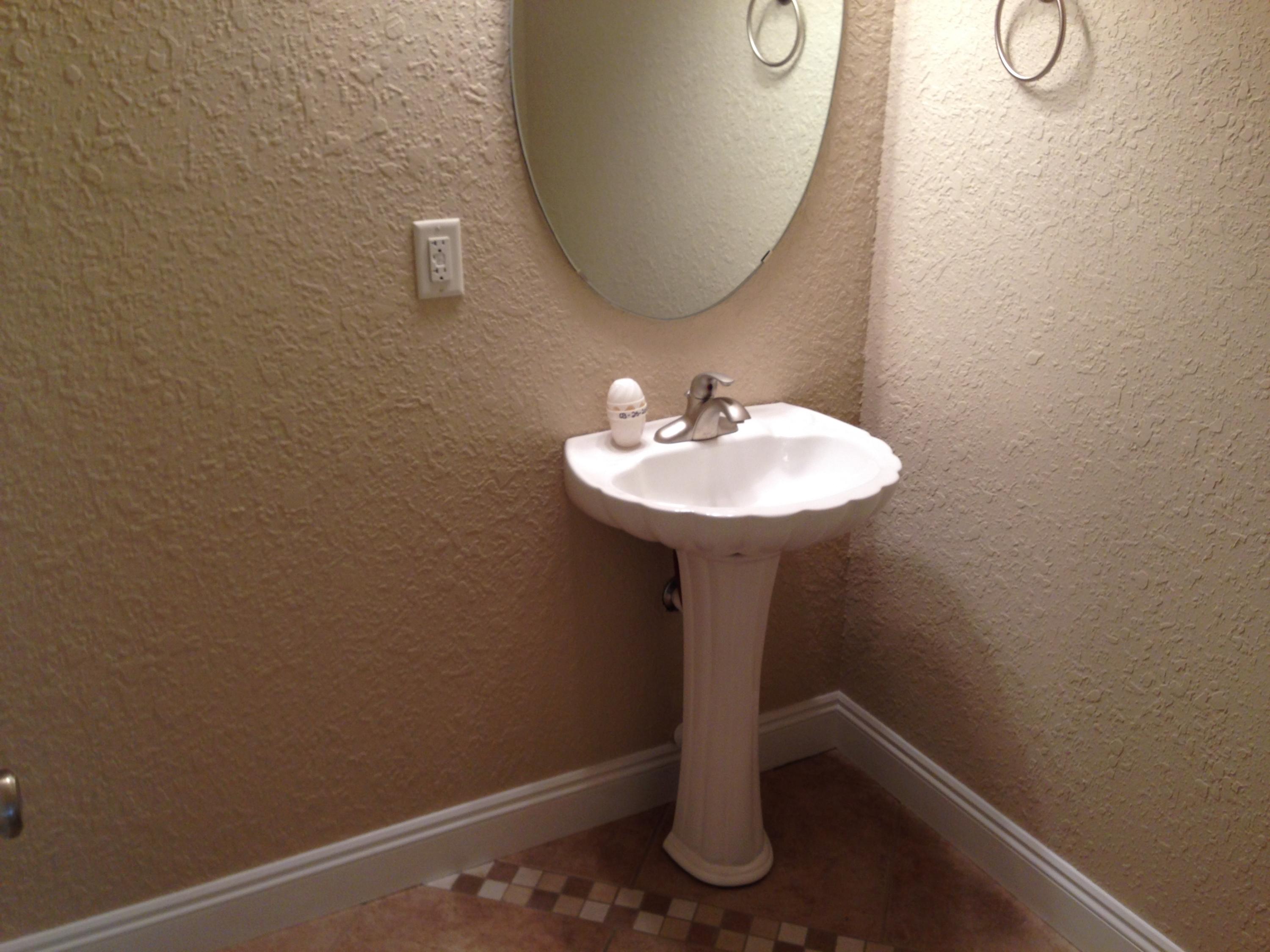 HOLLY HILLS - Residential