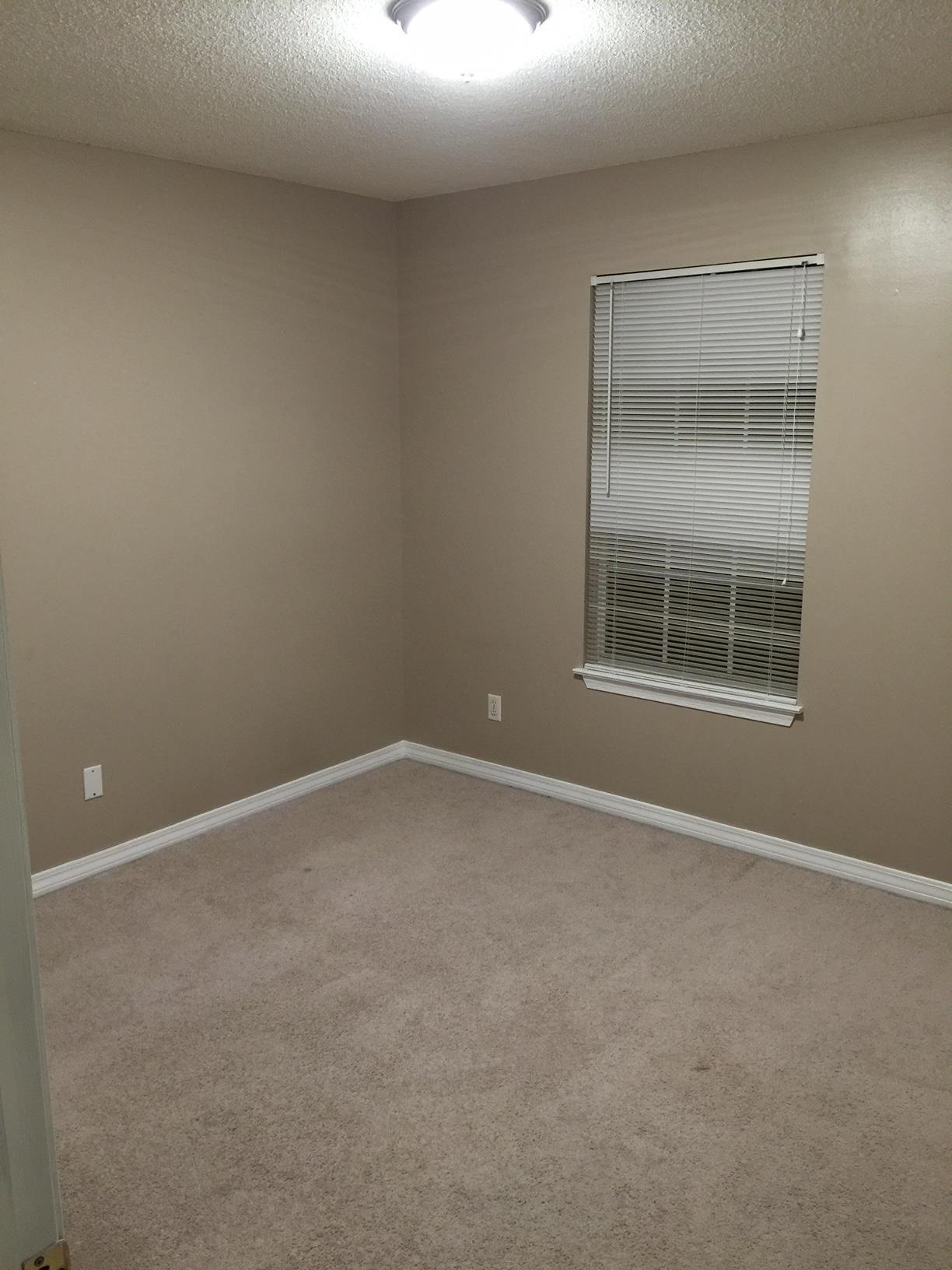 PETITE CHATEAU - Residential Lease