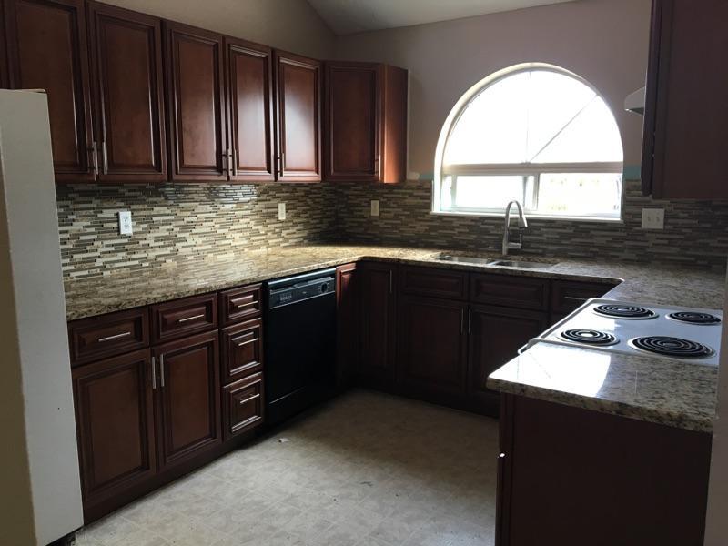 PETITE CHATEAU - Residential Lease