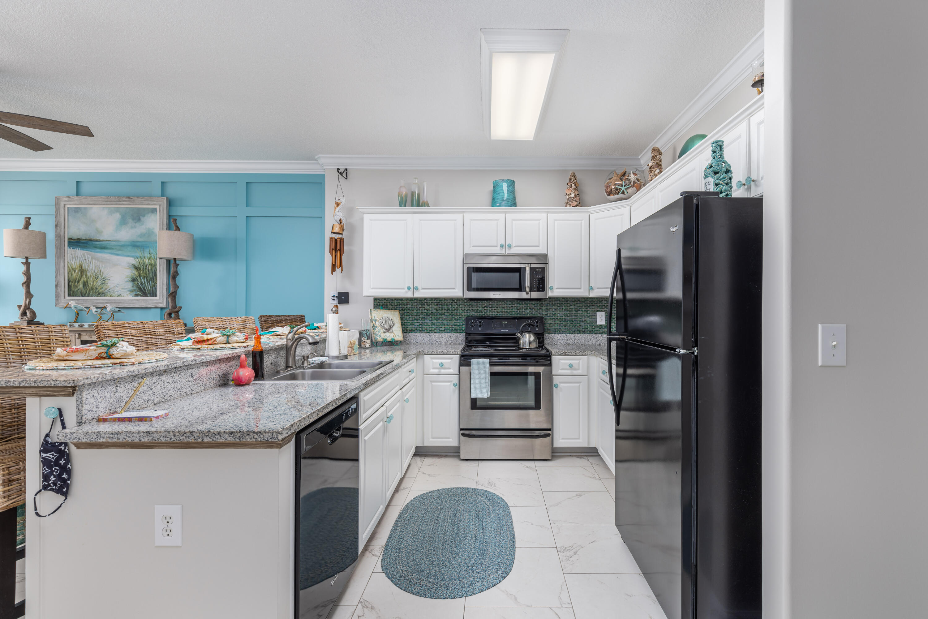 EMERALD ISLE - Residential