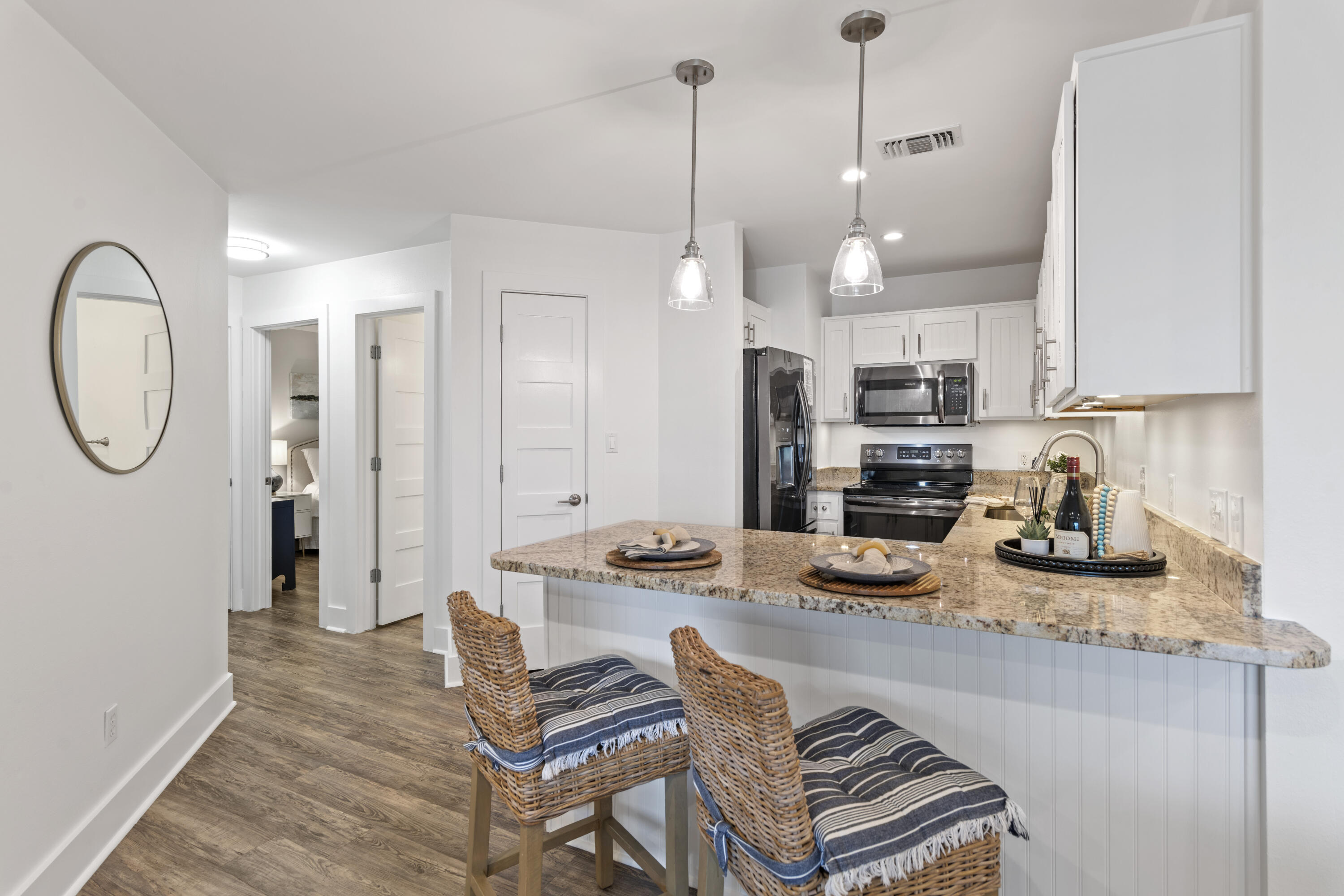 BEACHWOOD VILLAS CONDO - Residential