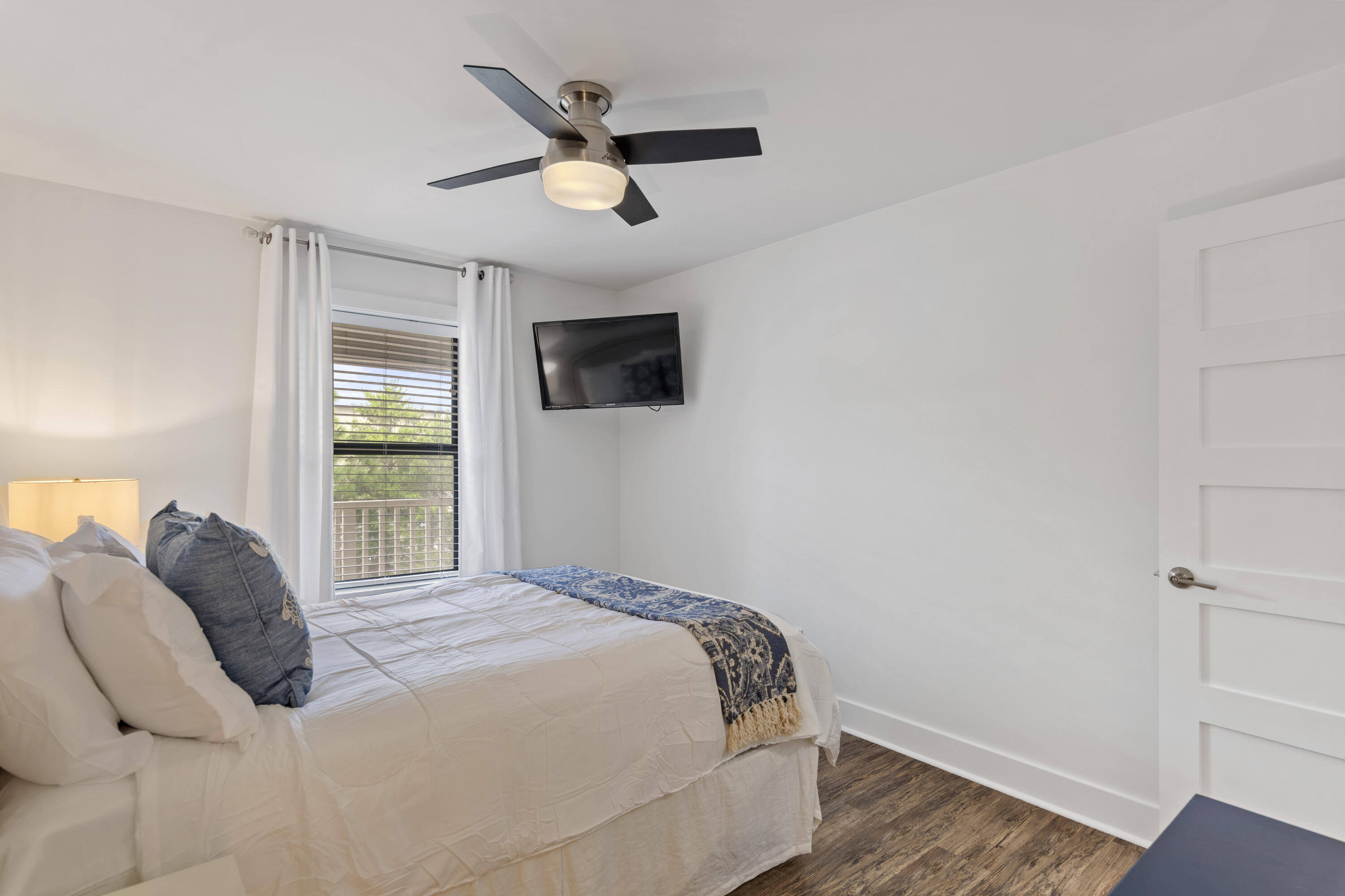 BEACHWOOD VILLAS CONDO - Residential